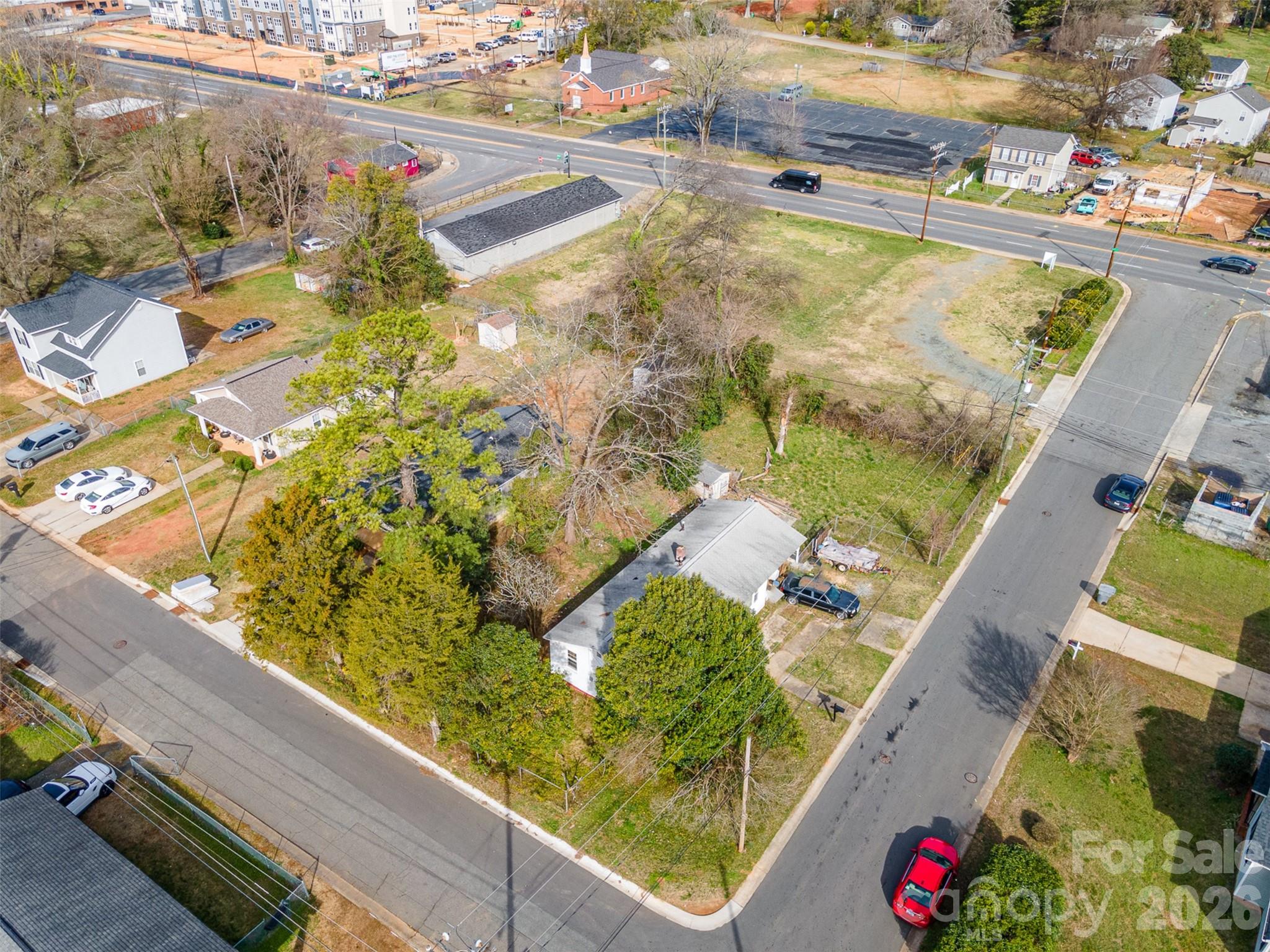 2914 Ridge Avenue Property Photo 8