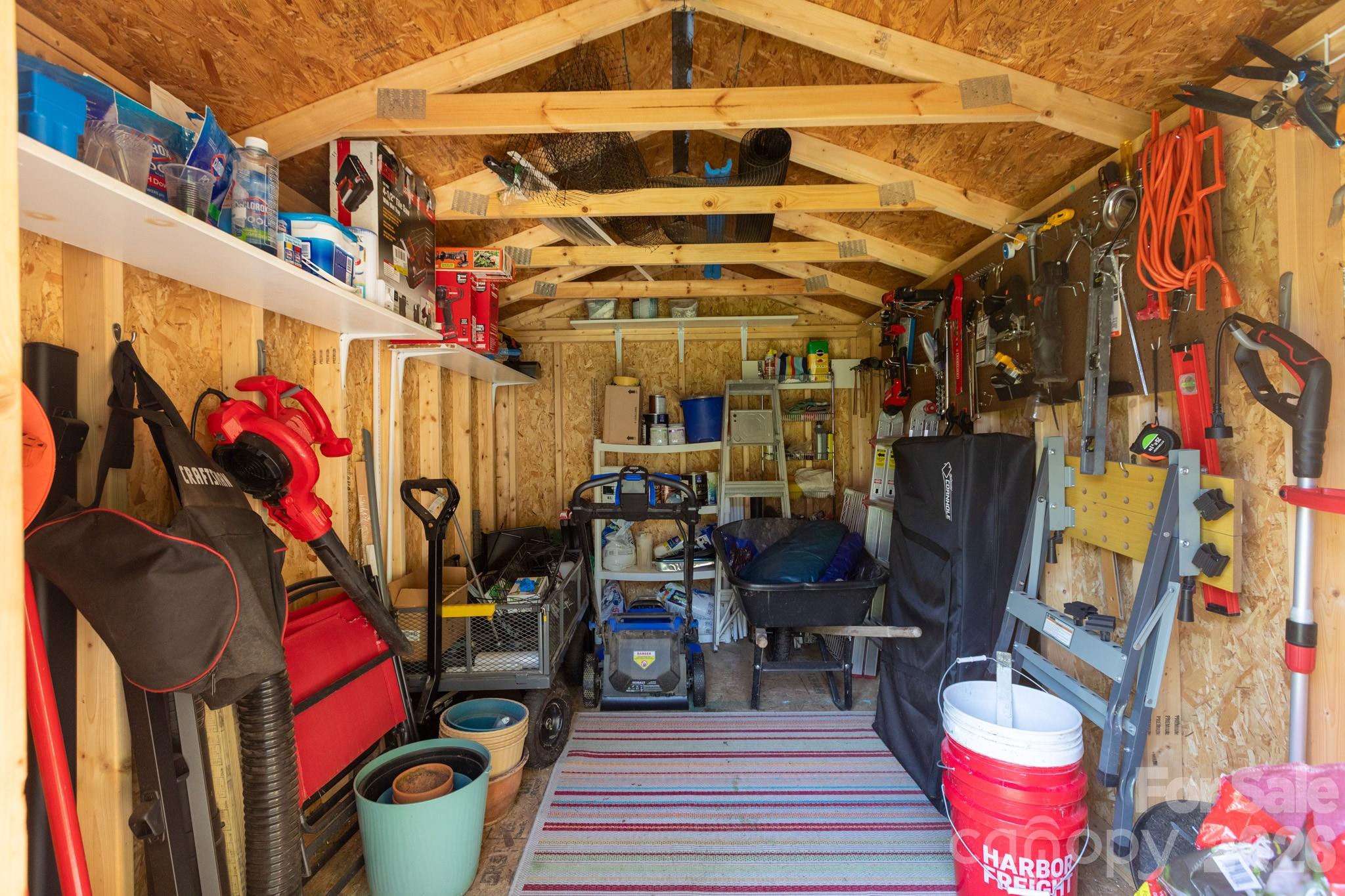 1030 N Jackson Street Property Photo 22