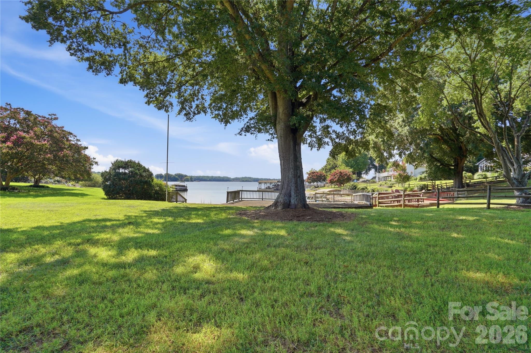 332 Shoreline Loop Property Photo 37