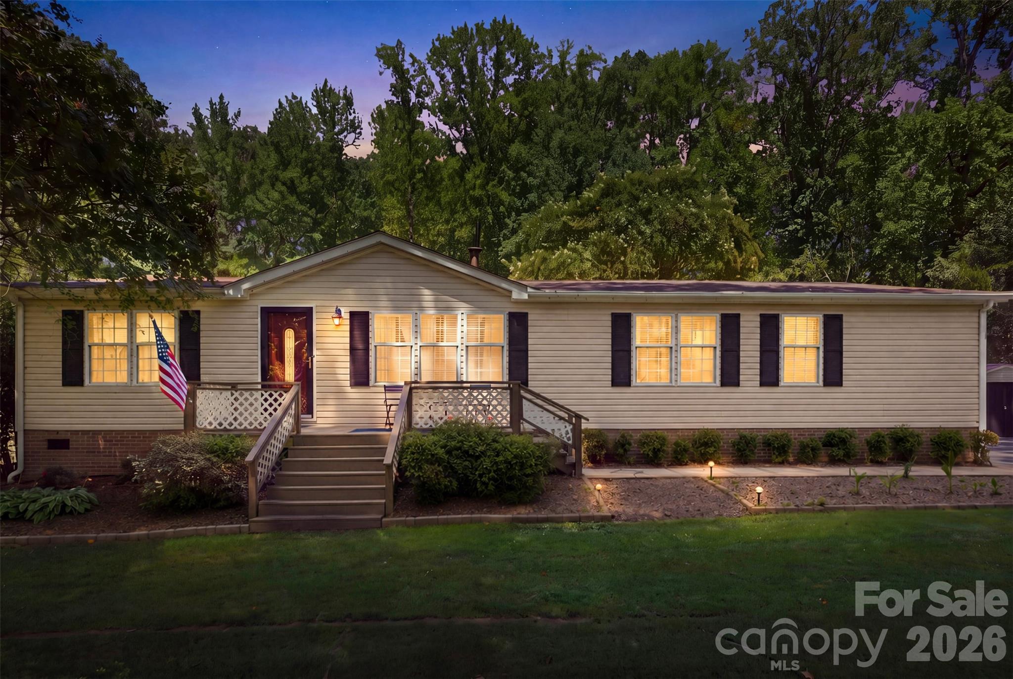 185 Payne Street Property Photo 1