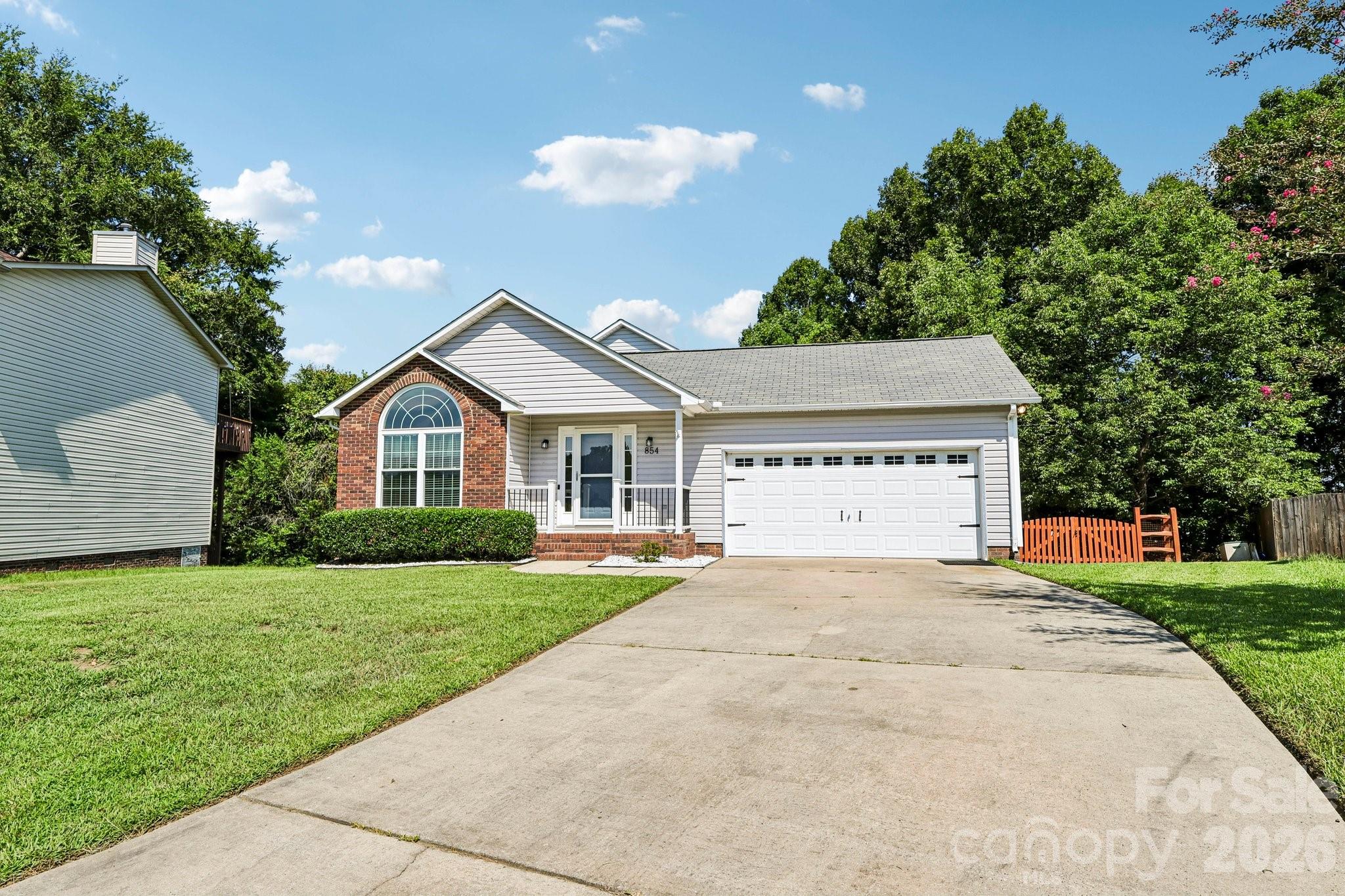 854 Highlander Court Property Photo 3