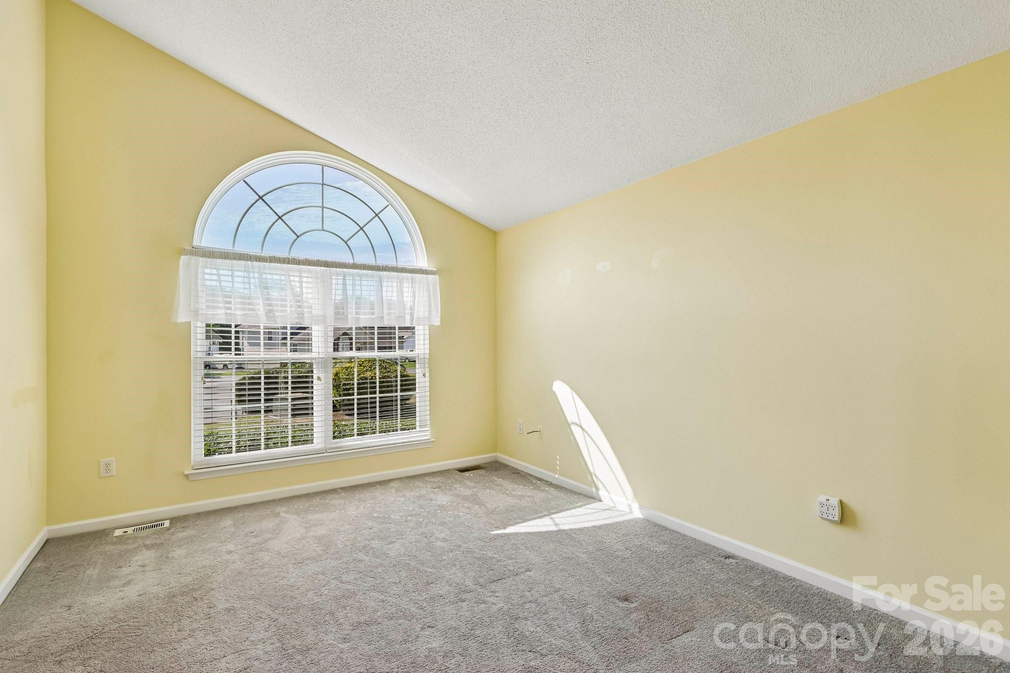 854 Highlander Court Property Photo 7