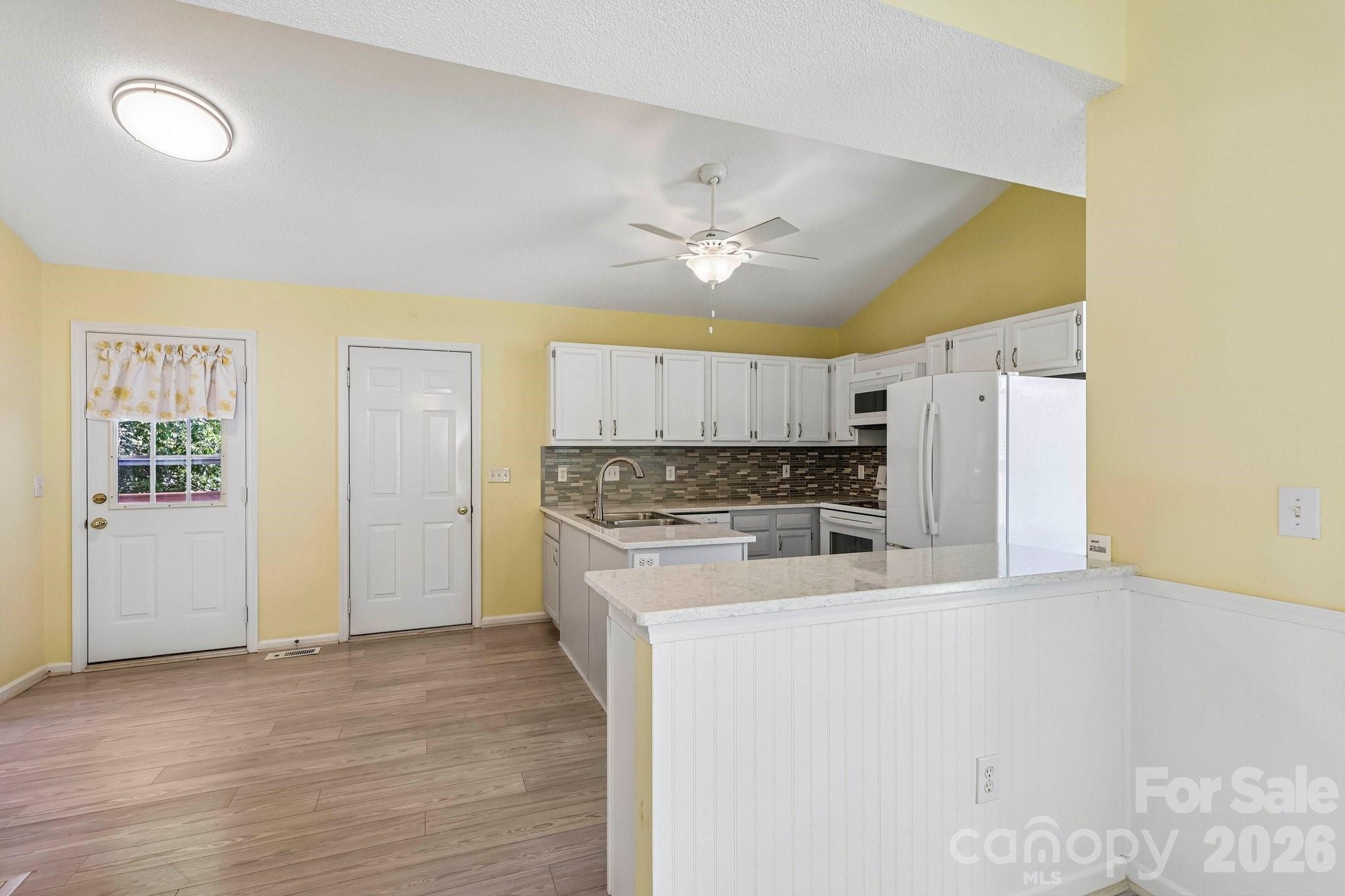 854 Highlander Court Property Photo 10