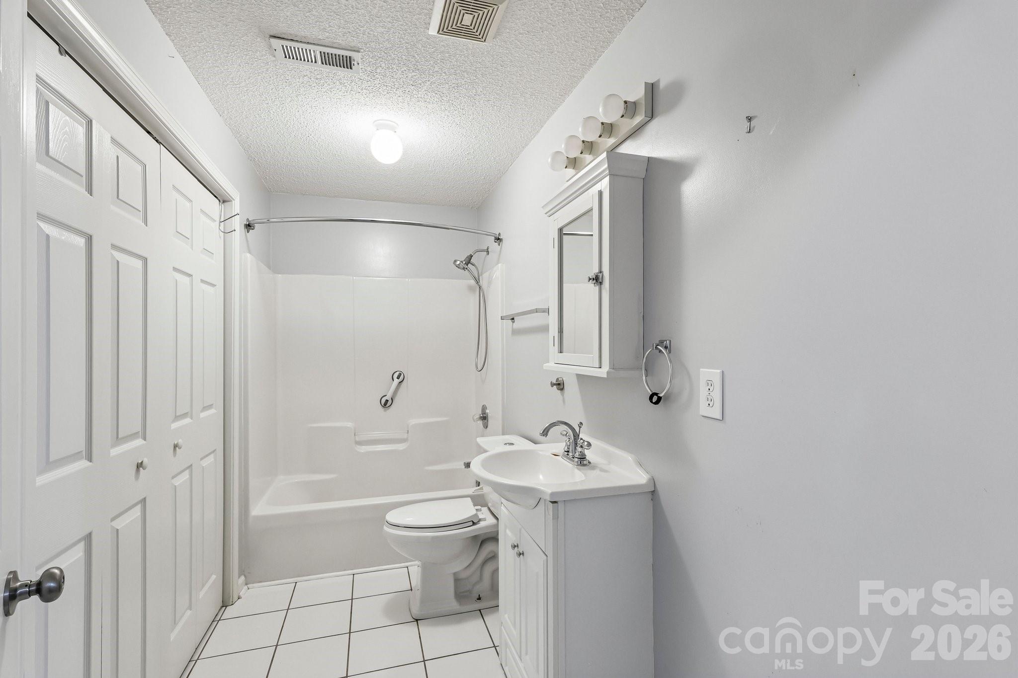 854 Highlander Court Property Photo 28
