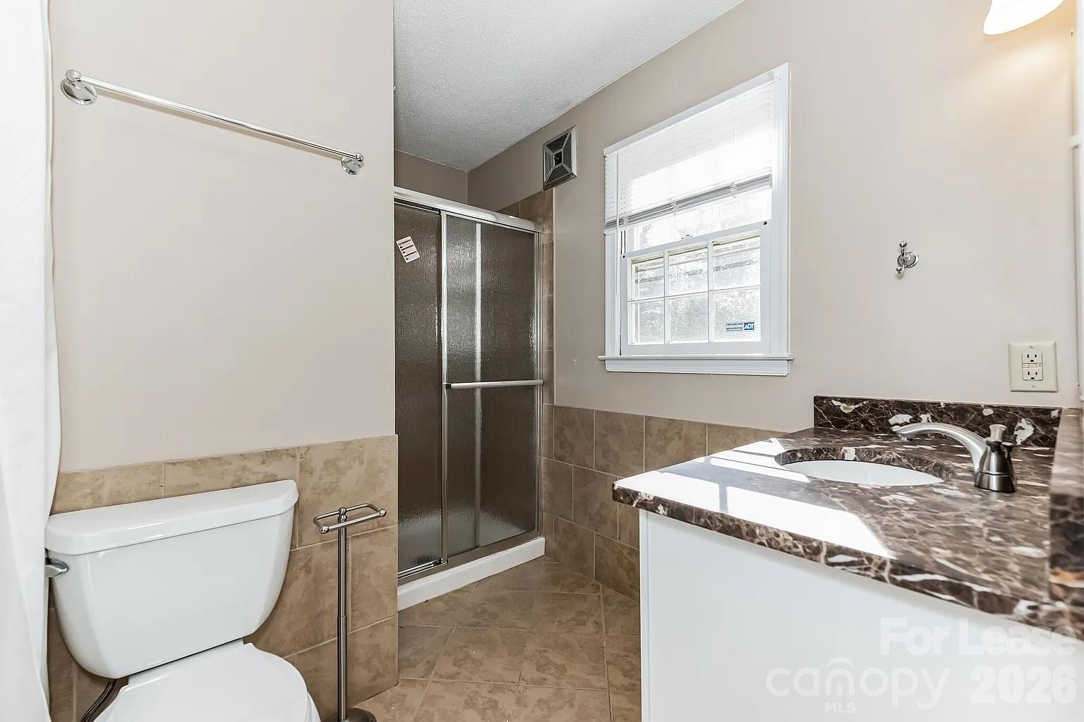 2801 Valencia Terrace Property Photo 21