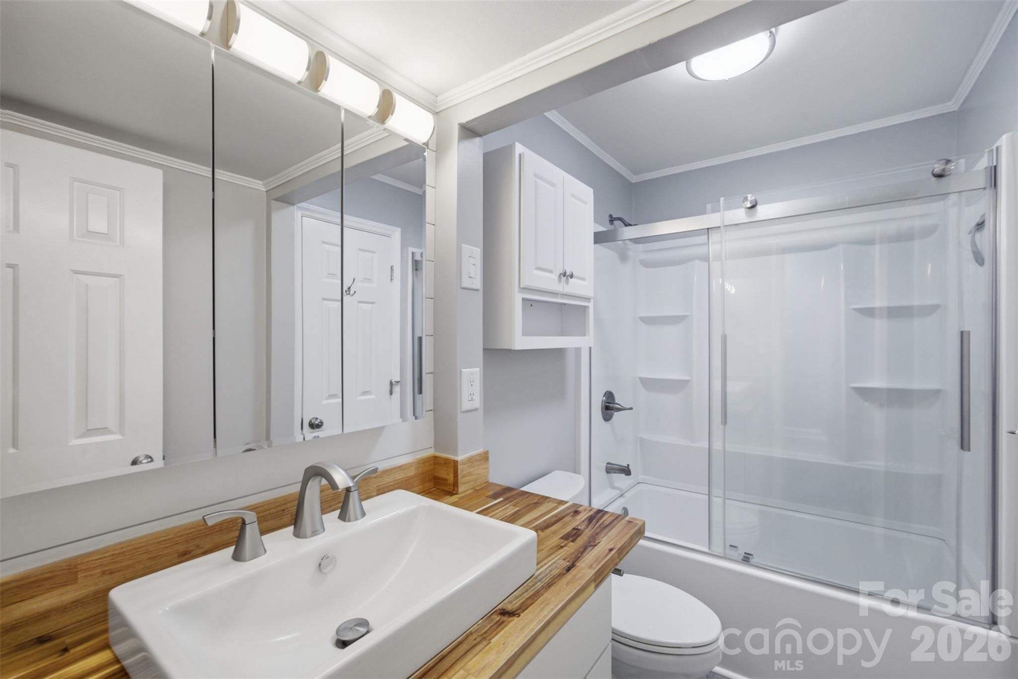 1228 Oakwood Avenue B Property Photo 17