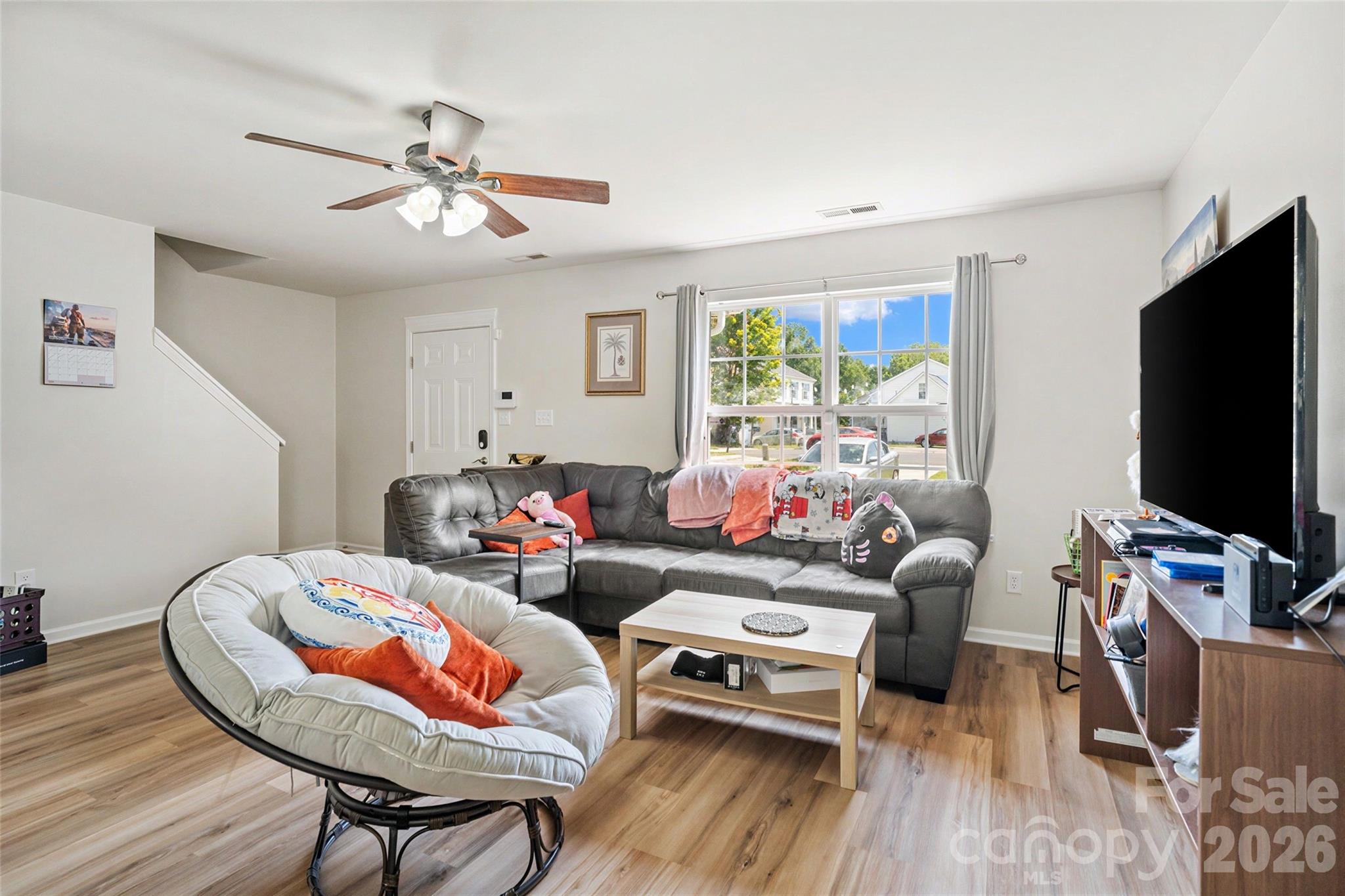 1719 Oleander Hill Court Property Photo 4