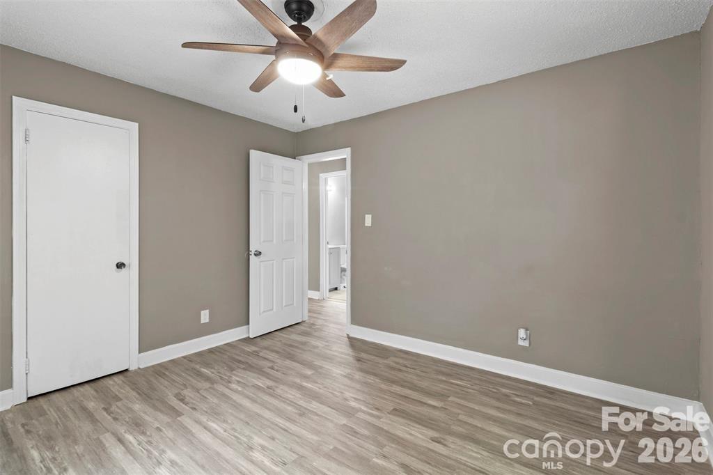 2516 Remington Street Property Photo 3