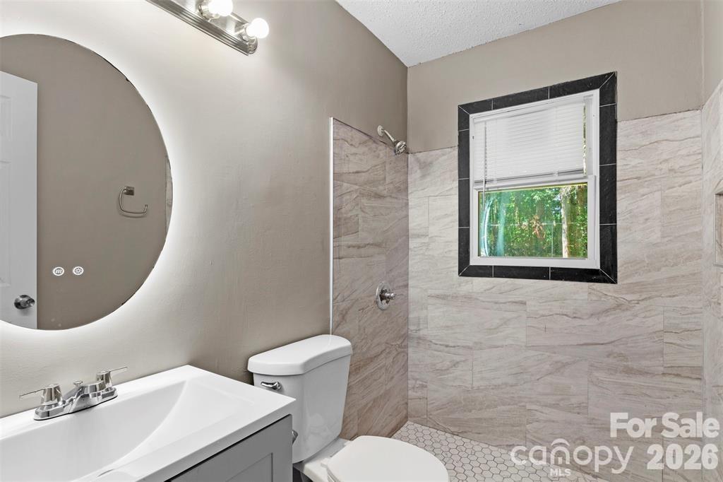 2516 Remington Street Property Photo 4