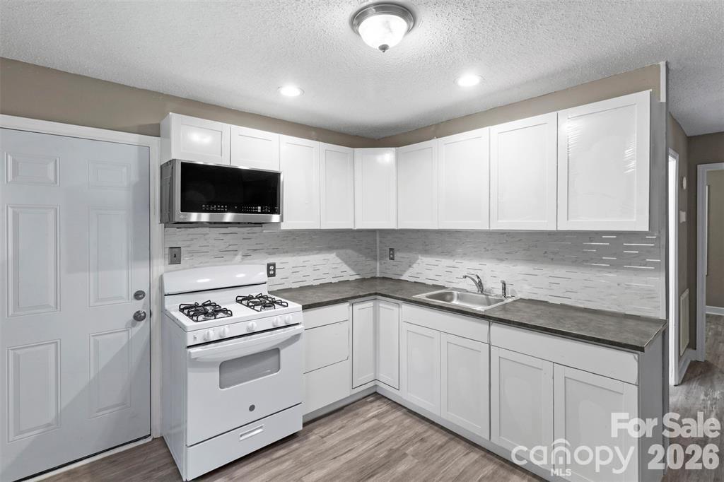 2516 Remington Street Property Photo 5