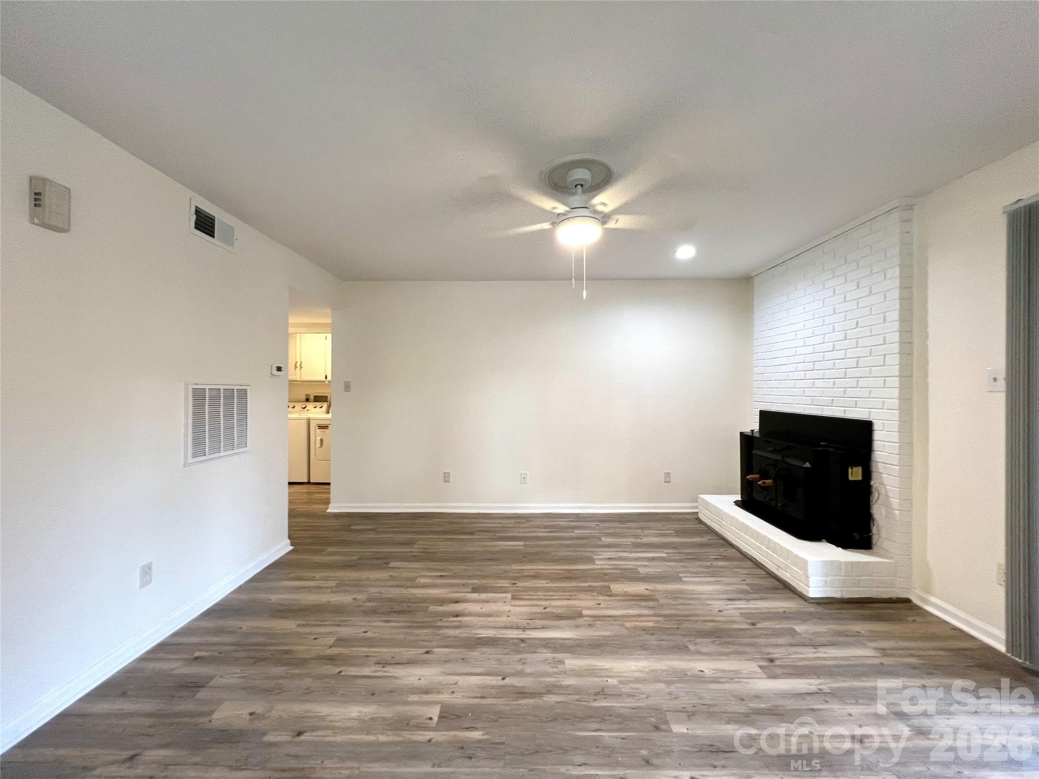 7220 Winery Lane Property Photo 4