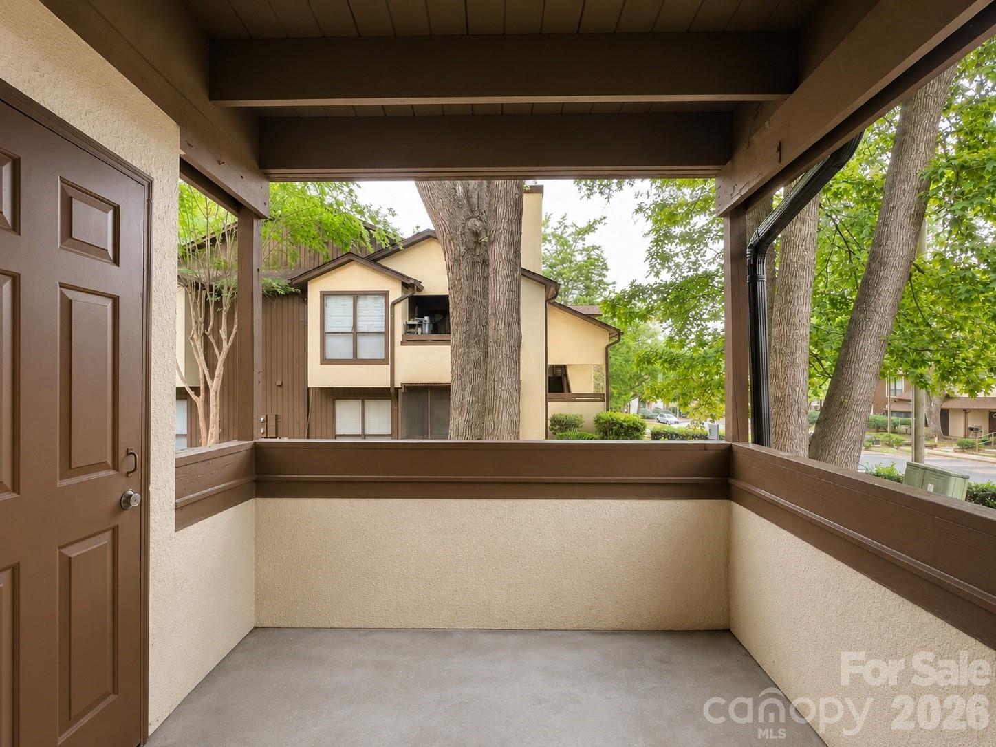 7220 Winery Lane Property Photo 9