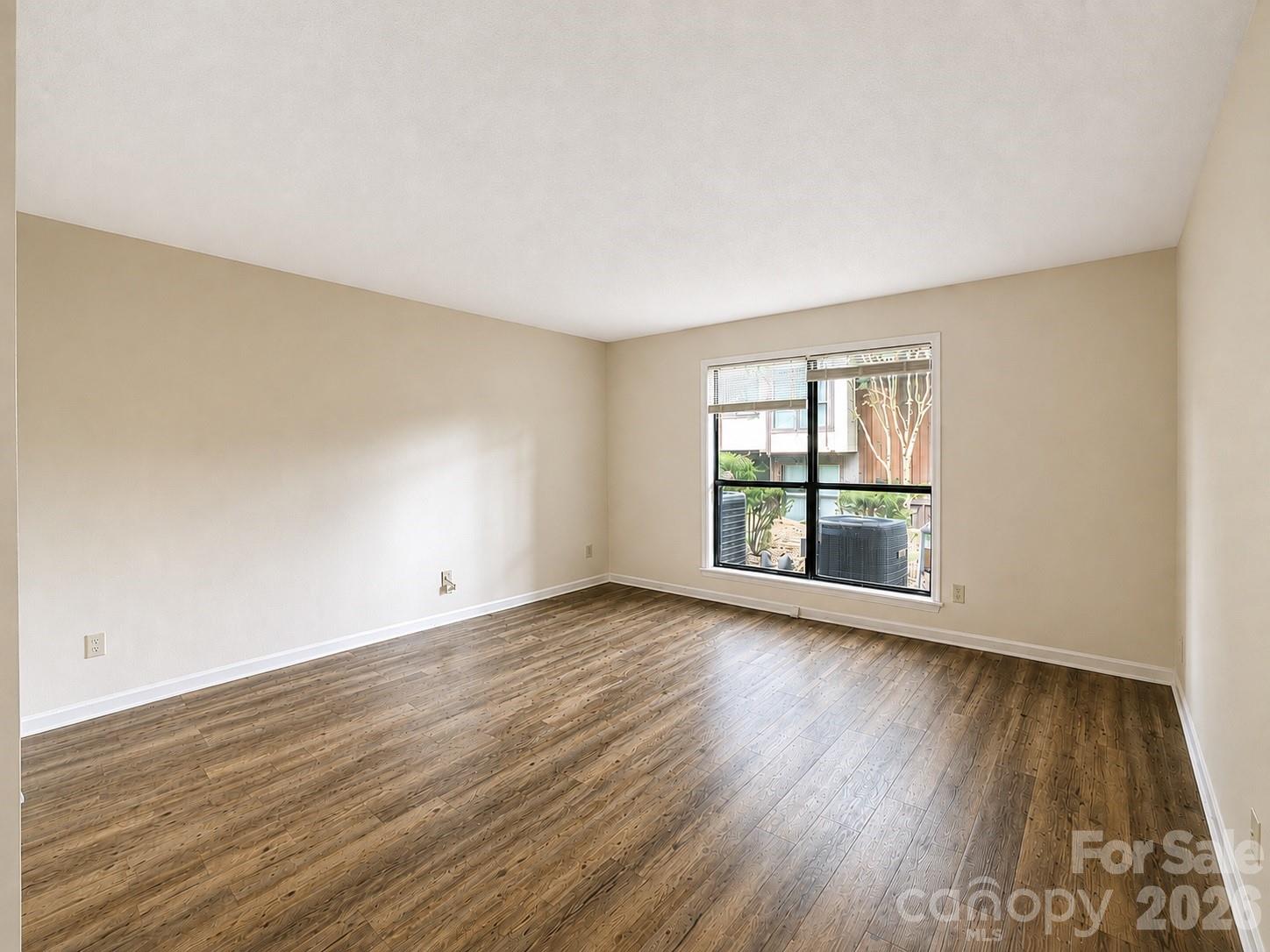 7220 Winery Lane Property Photo 11