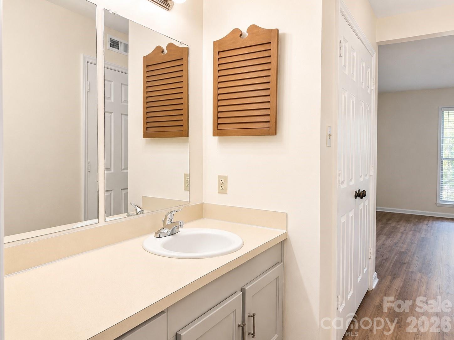 7220 Winery Lane Property Photo 15