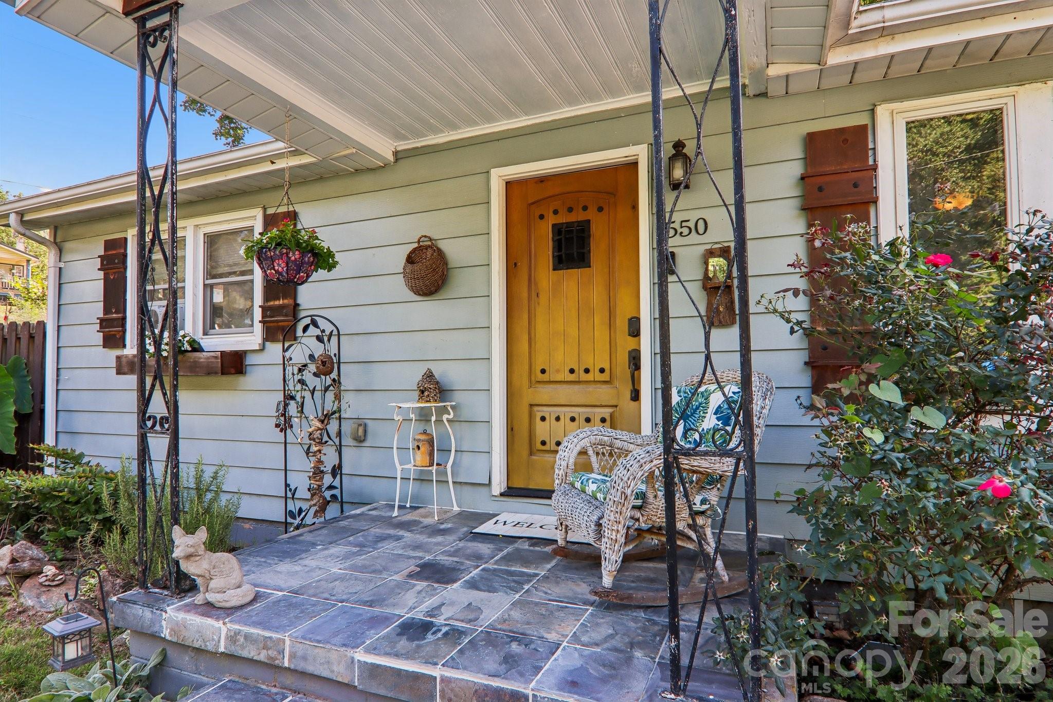 550 Lickstone Road Property Photo 6