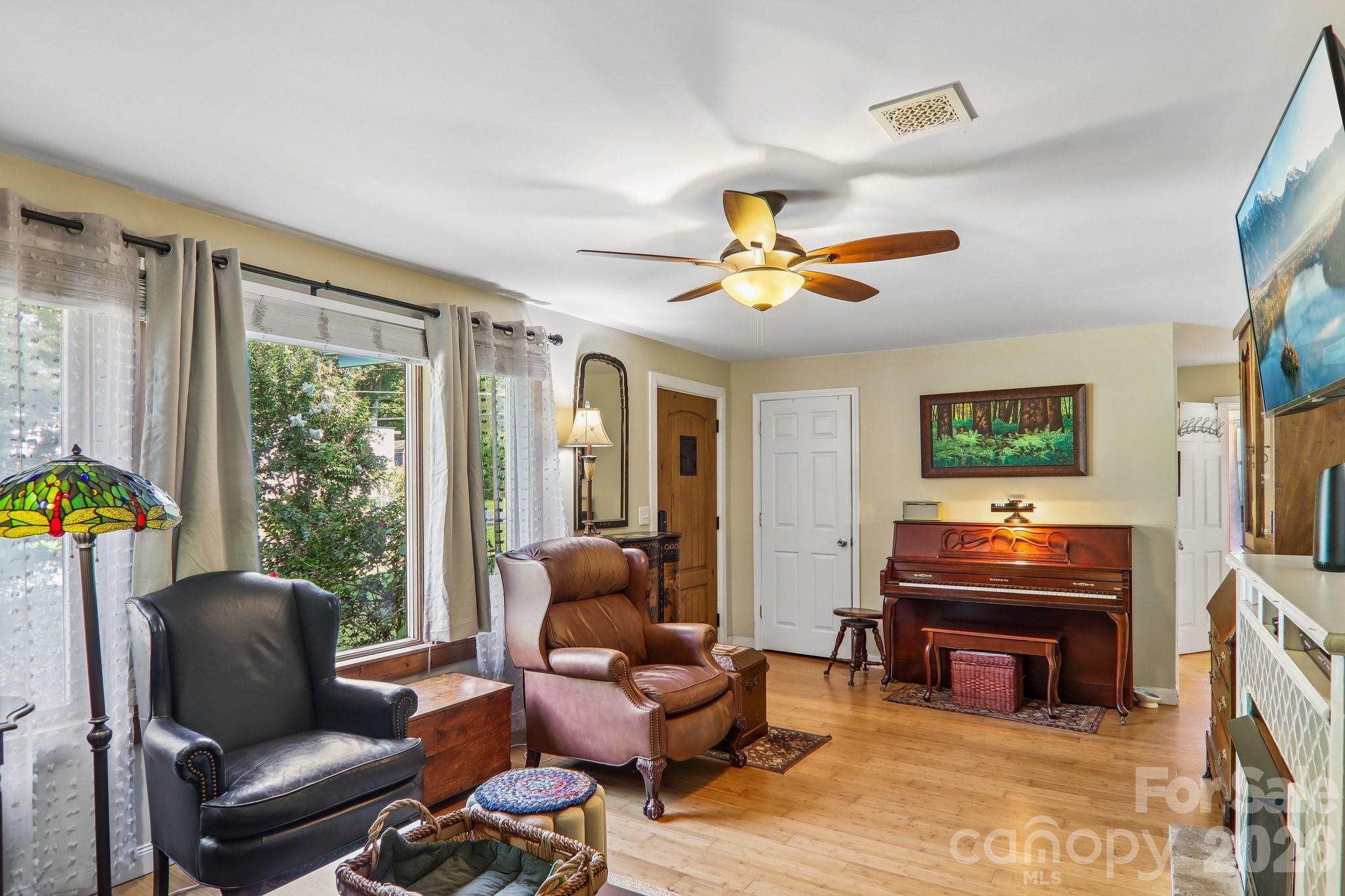 550 Lickstone Road Property Photo 7