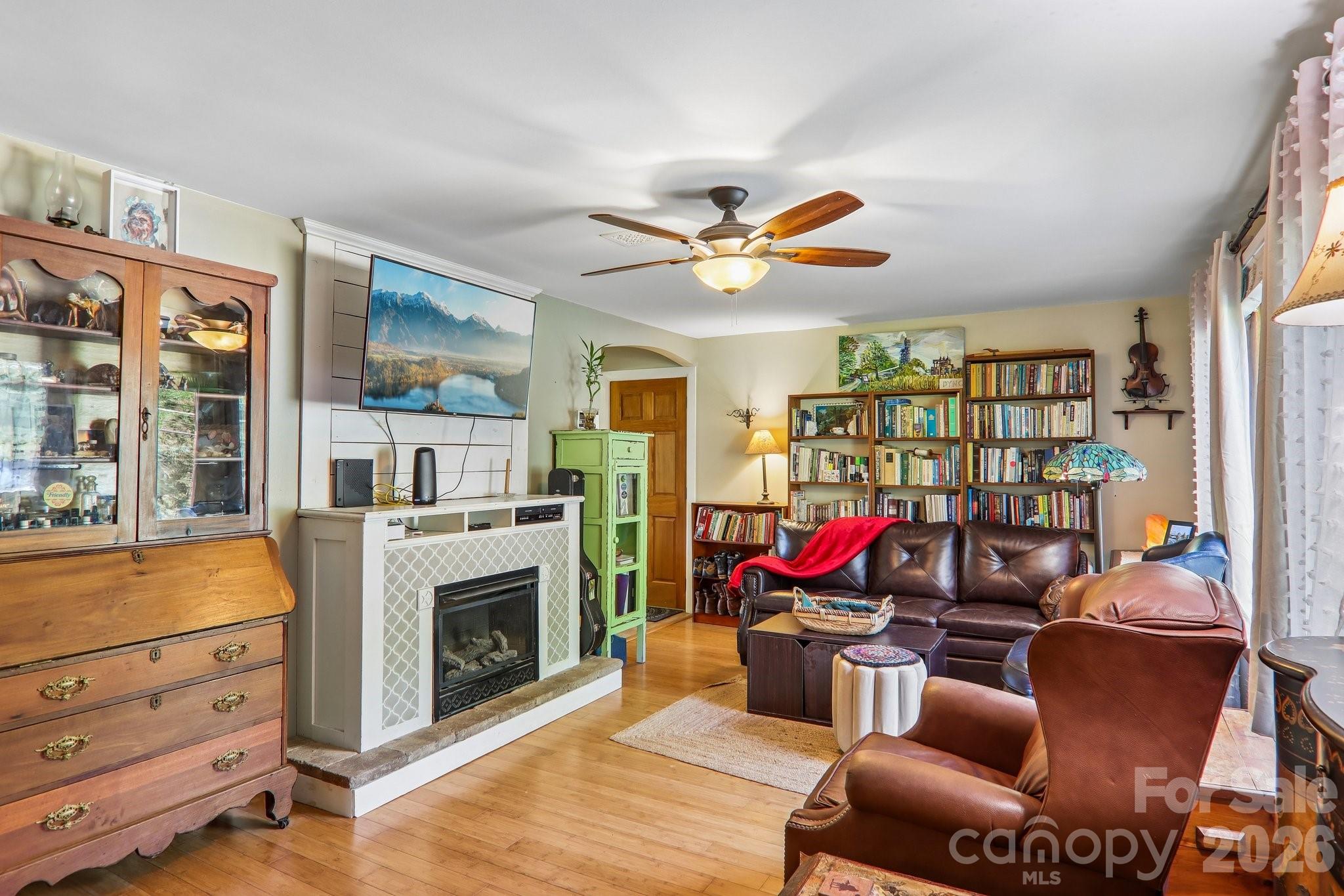 550 Lickstone Road Property Photo 9