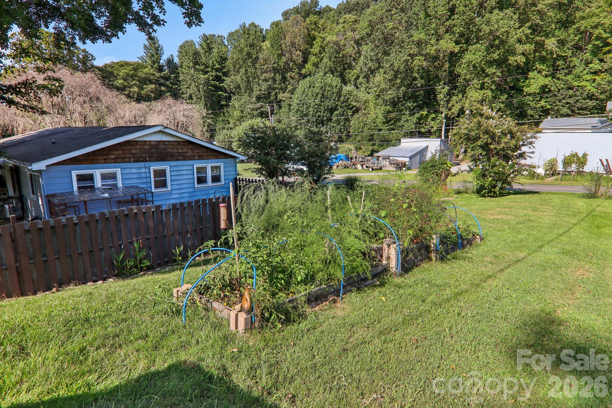 550 Lickstone Road Property Photo 35