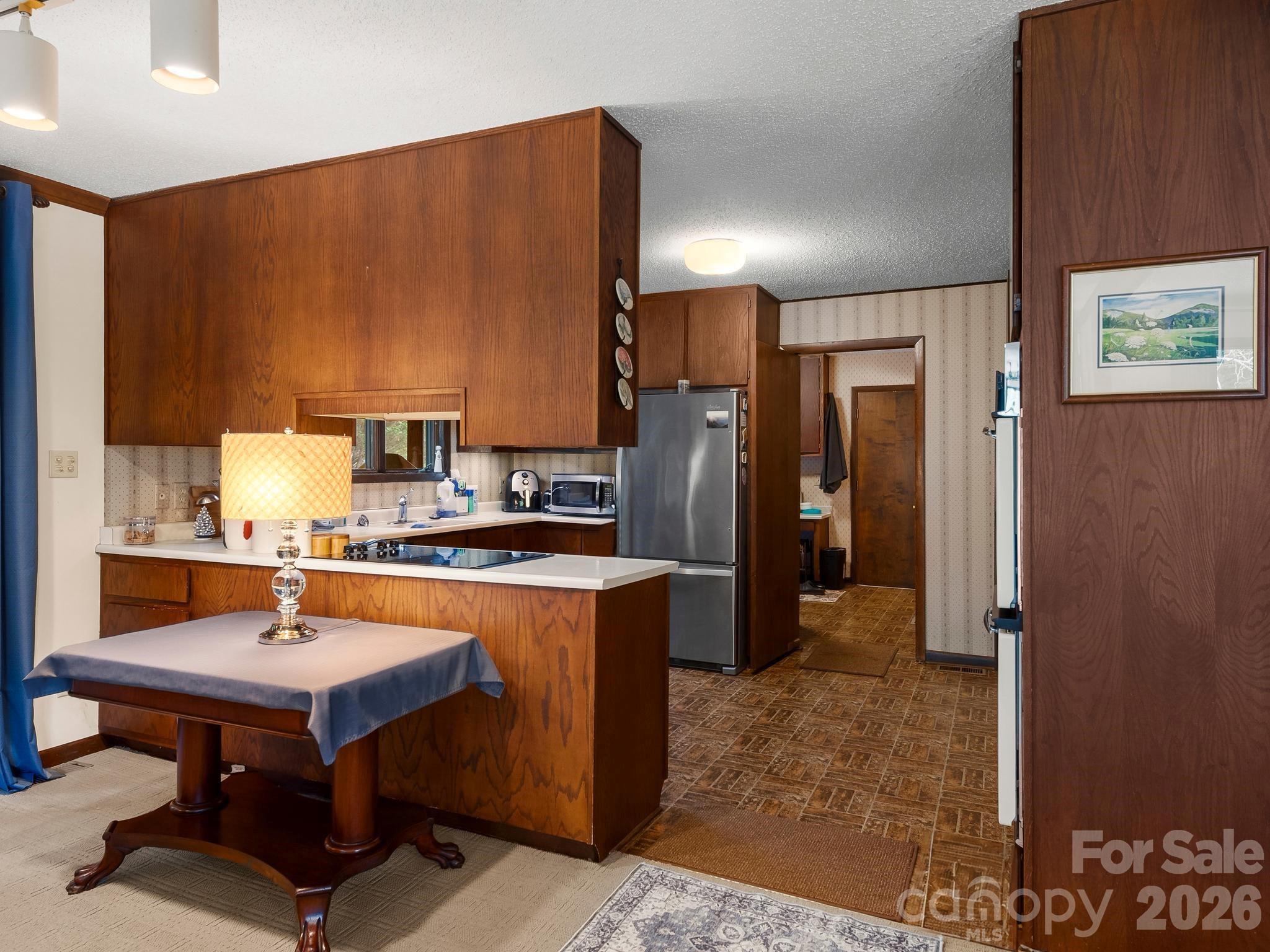 343 White Pine Drive Property Photo 10