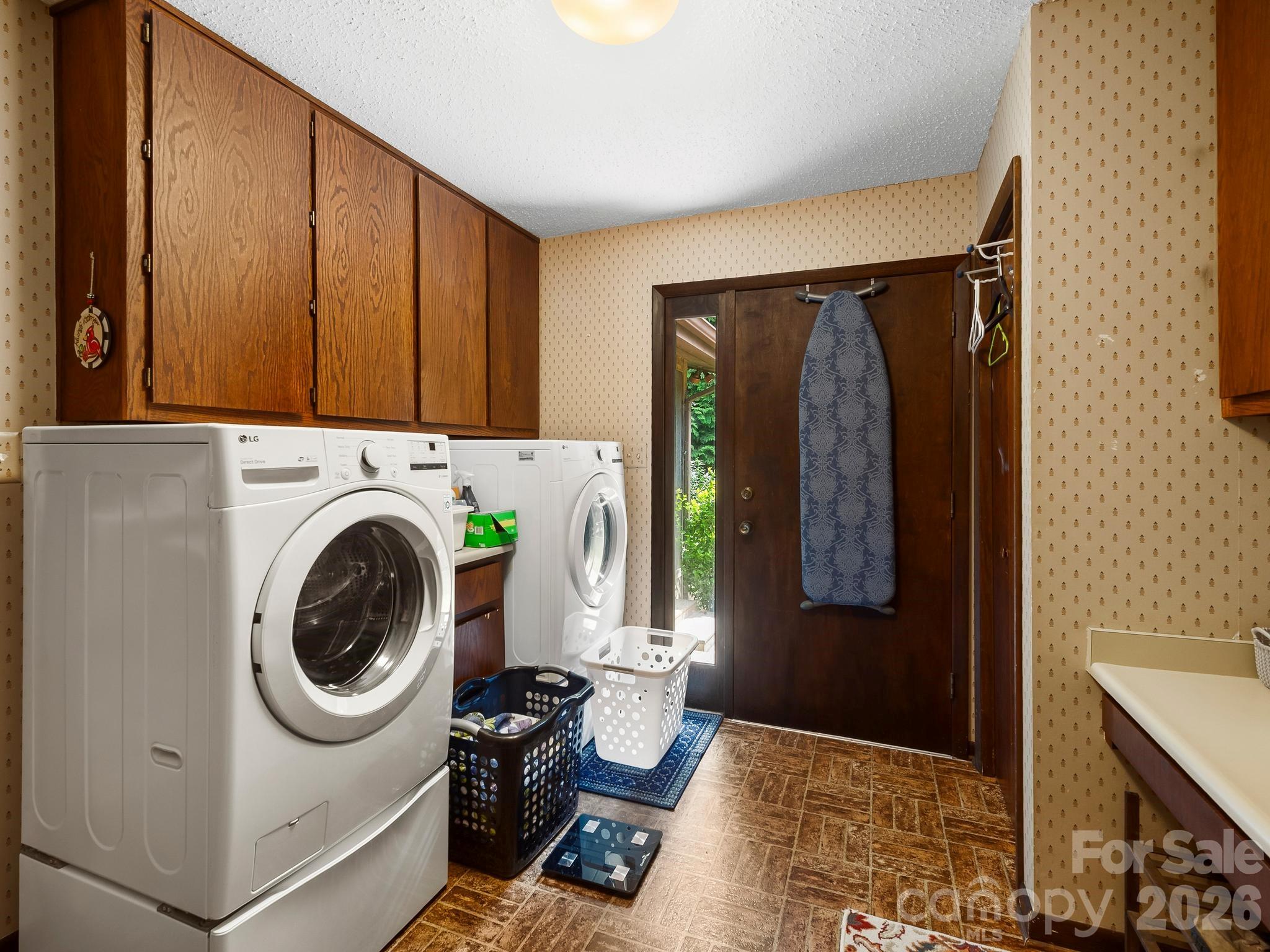343 White Pine Drive Property Photo 23