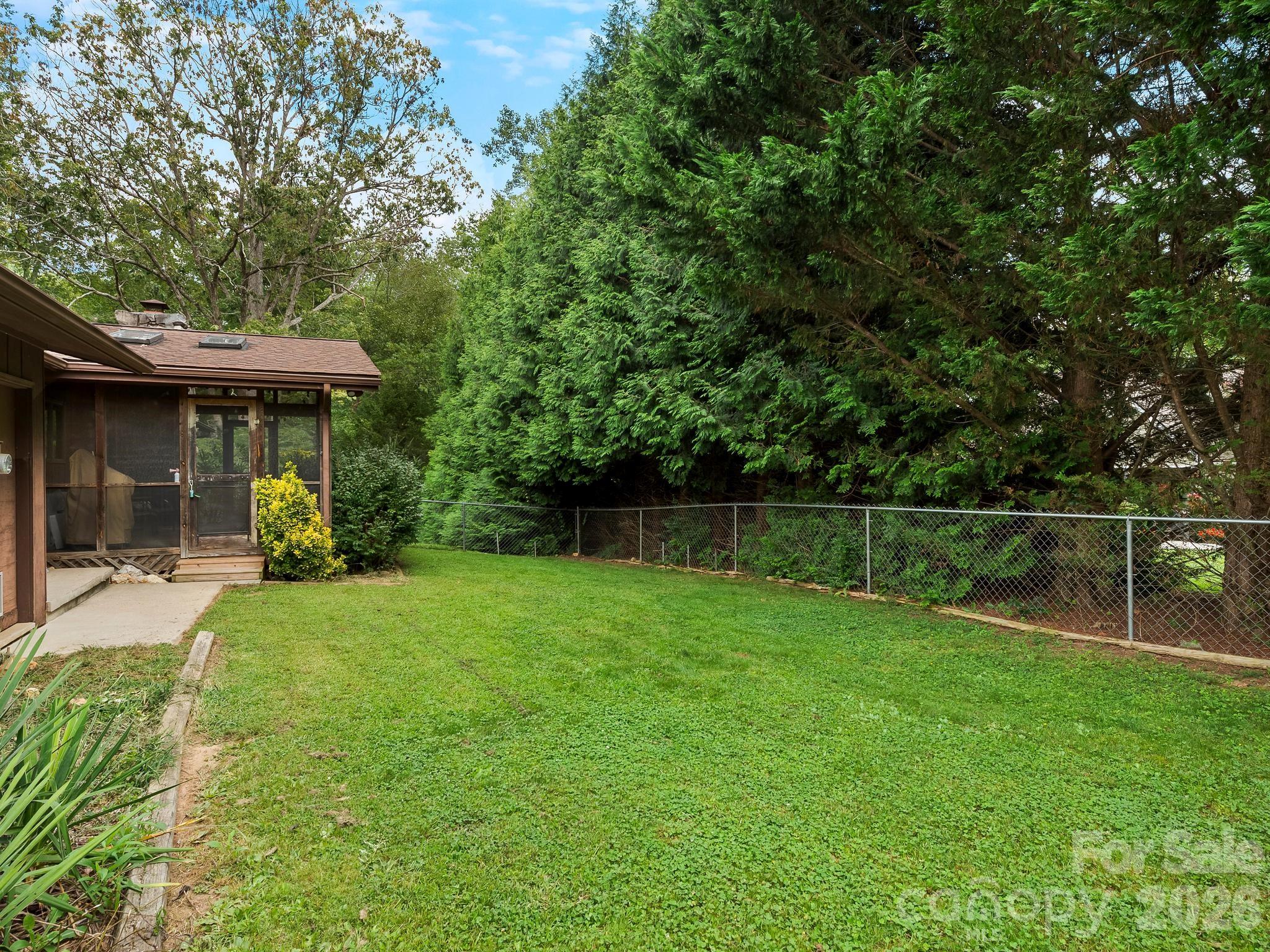 343 White Pine Drive Property Photo 27