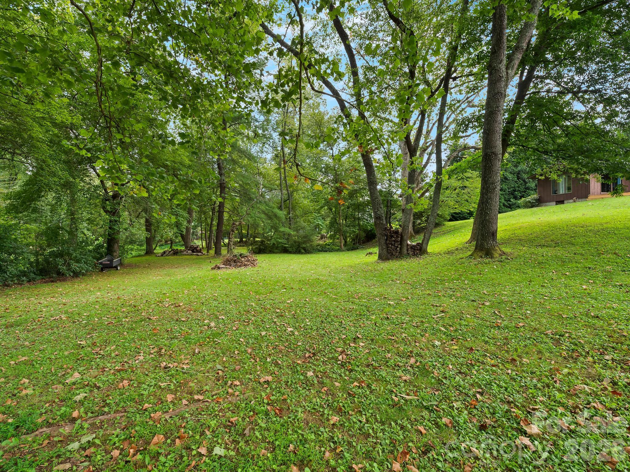 343 White Pine Drive Property Photo 30