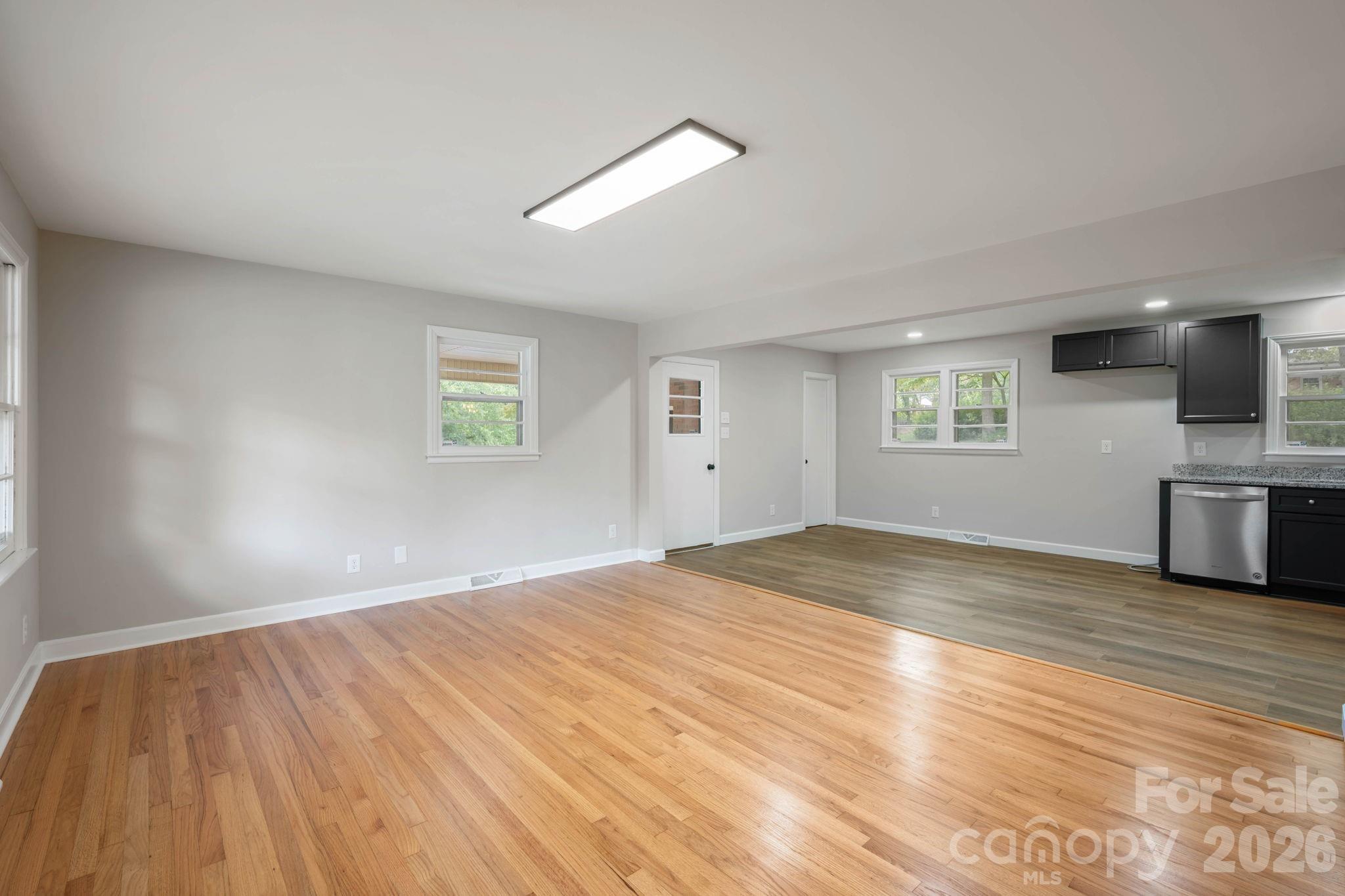 901 S 10th Street Property Photo 6