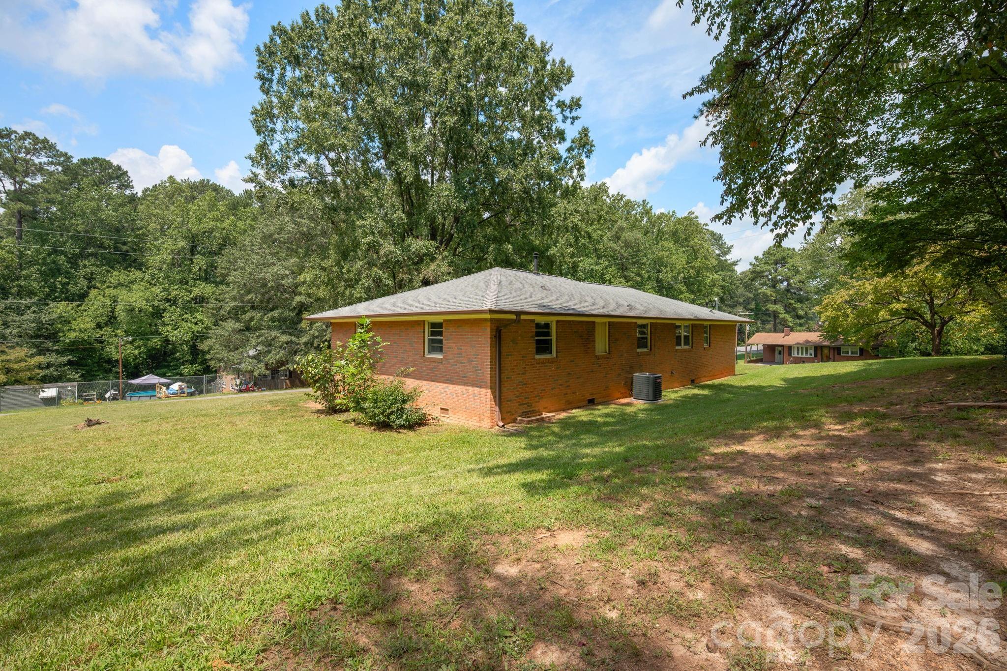 901 S 10th Street Property Photo 28