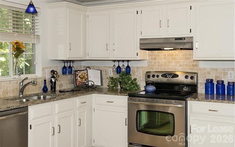 6609 Morganford Road Property Photo 8