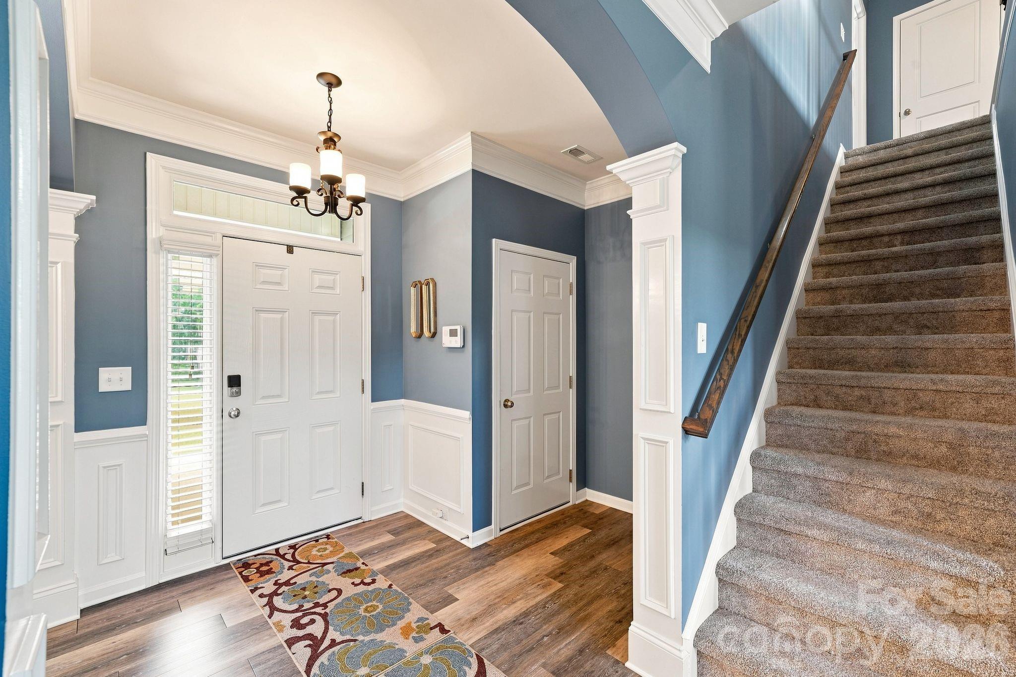 1540 Post Court Property Photo 6