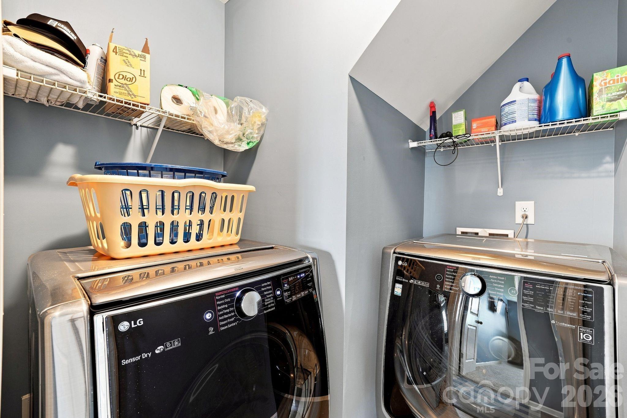 1540 Post Court Property Photo 18