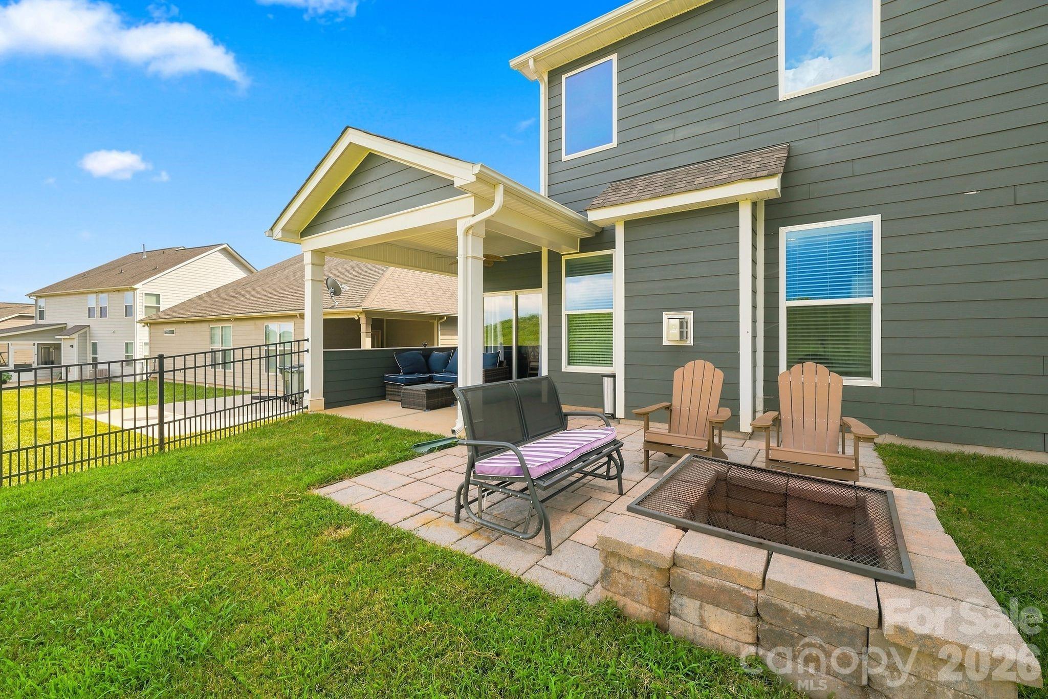 1540 Post Court Property Photo 38