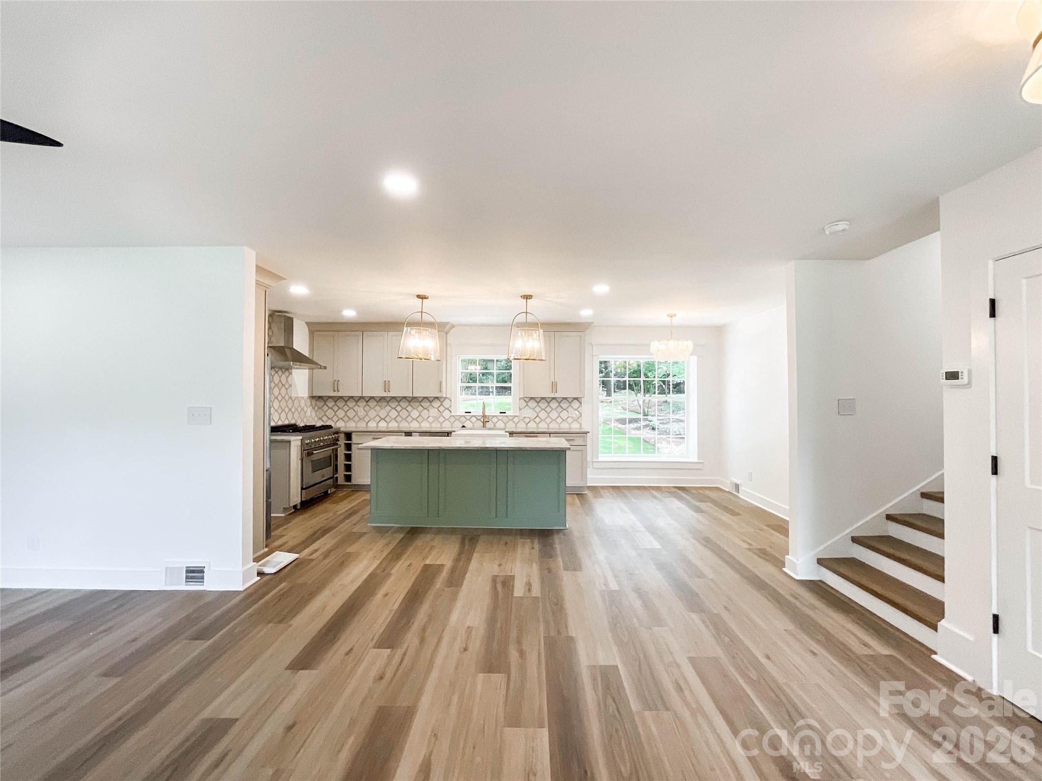 3011 Parkstone Drive Property Photo 6