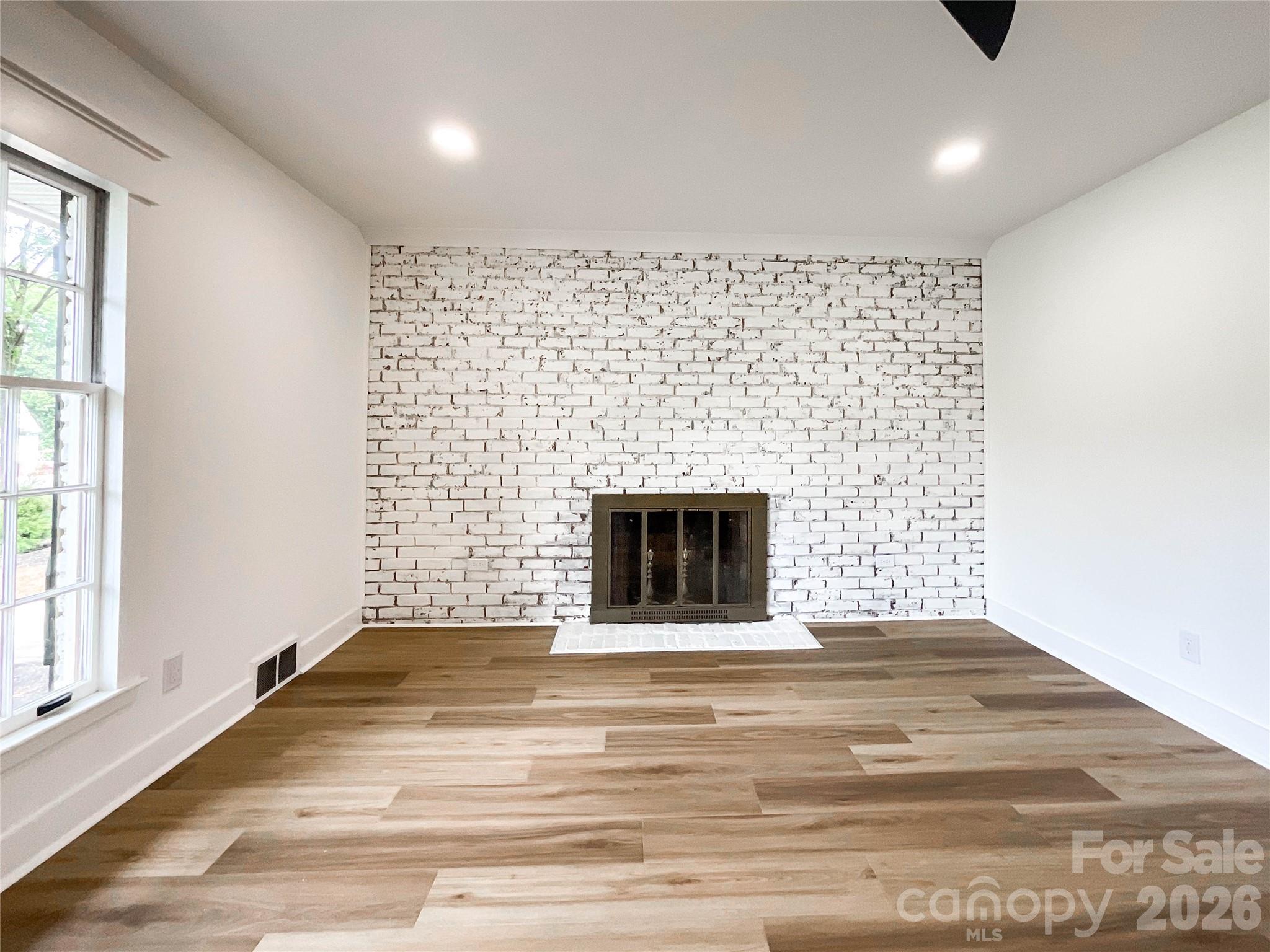 3011 Parkstone Drive Property Photo 10