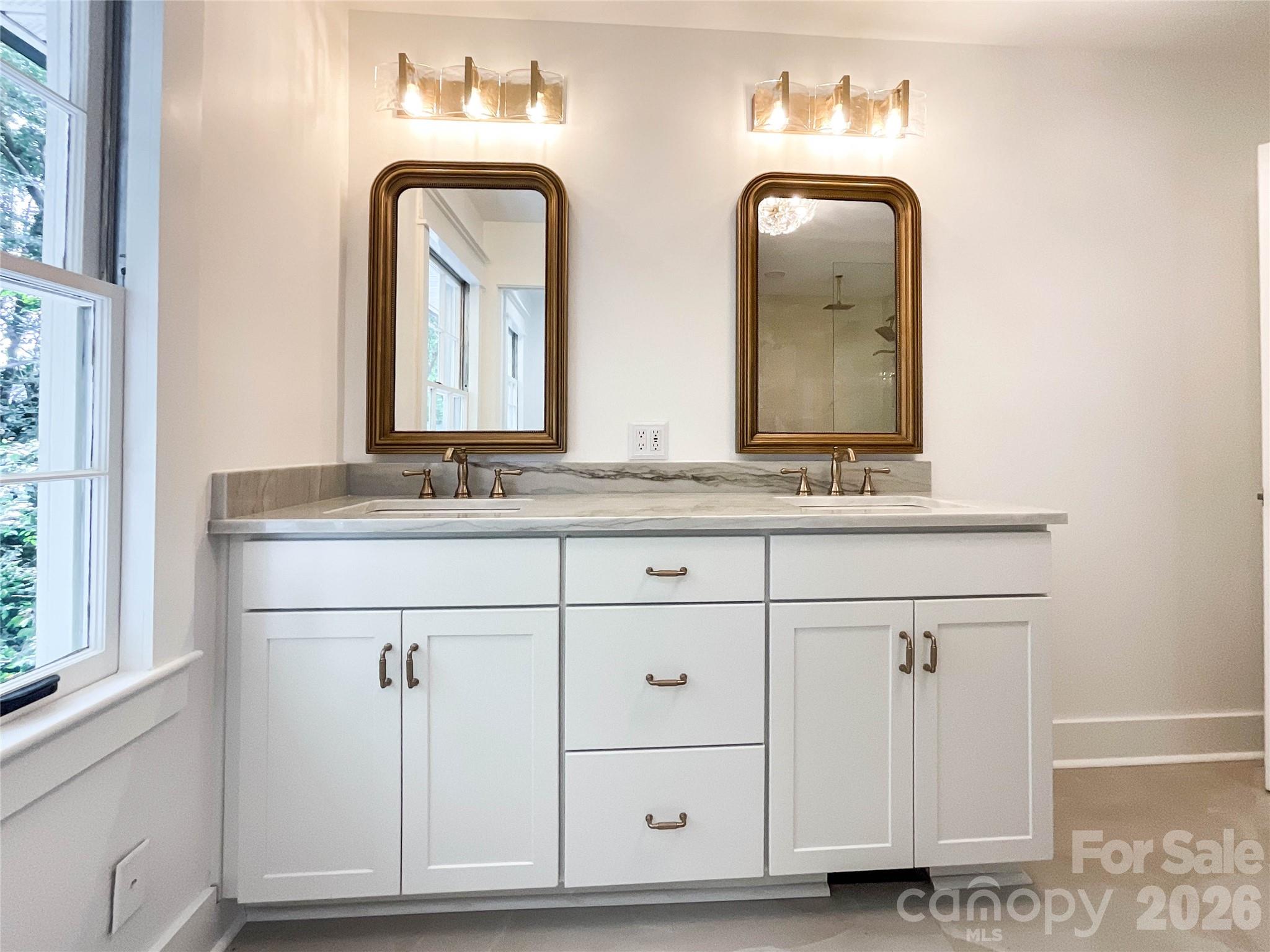 3011 Parkstone Drive Property Photo 16