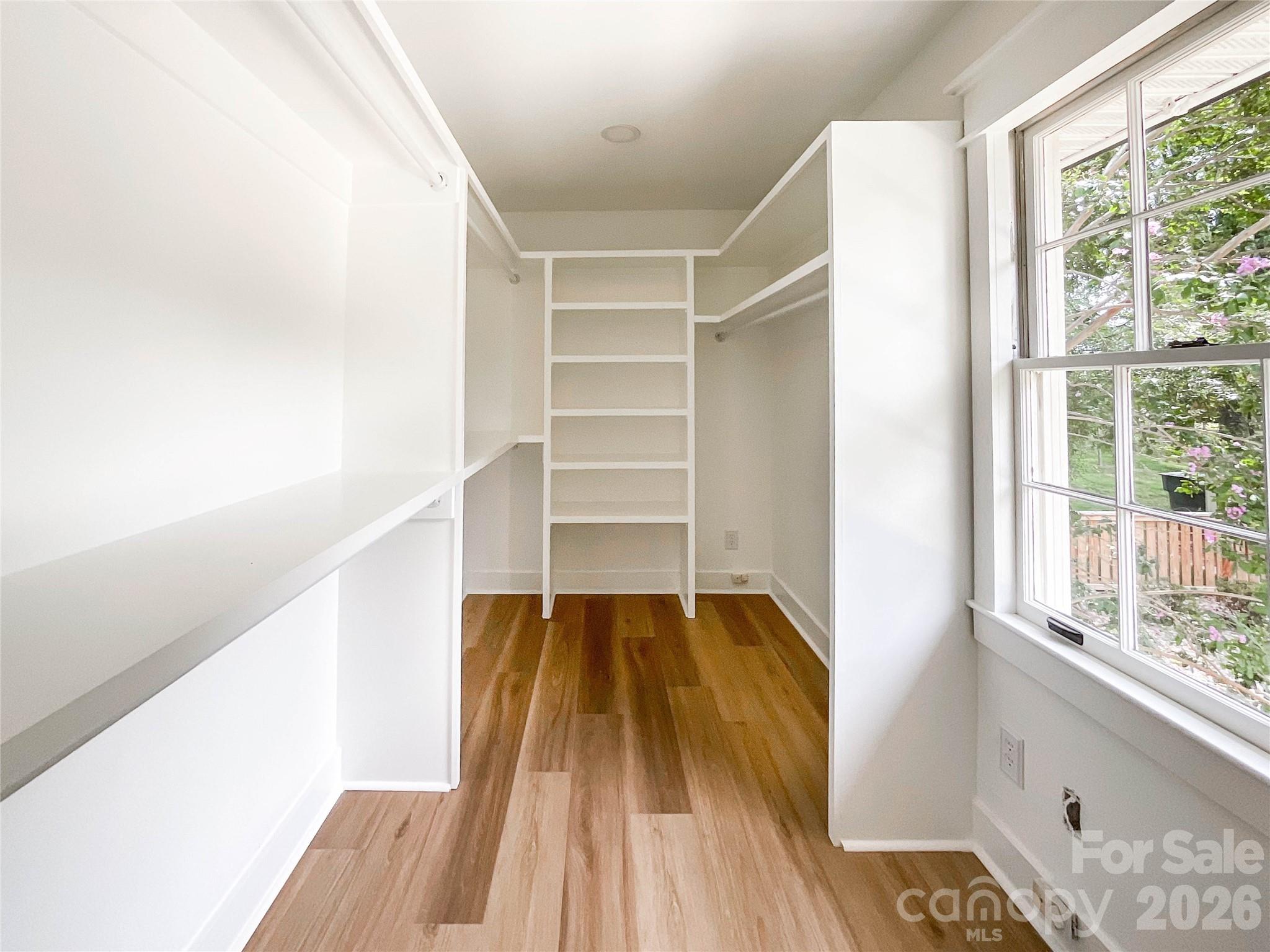 3011 Parkstone Drive Property Photo 18