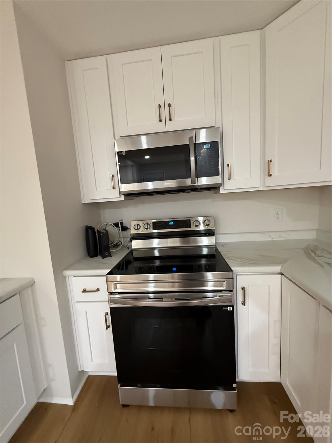 4814 Chapel Grove Road Property Photo 6