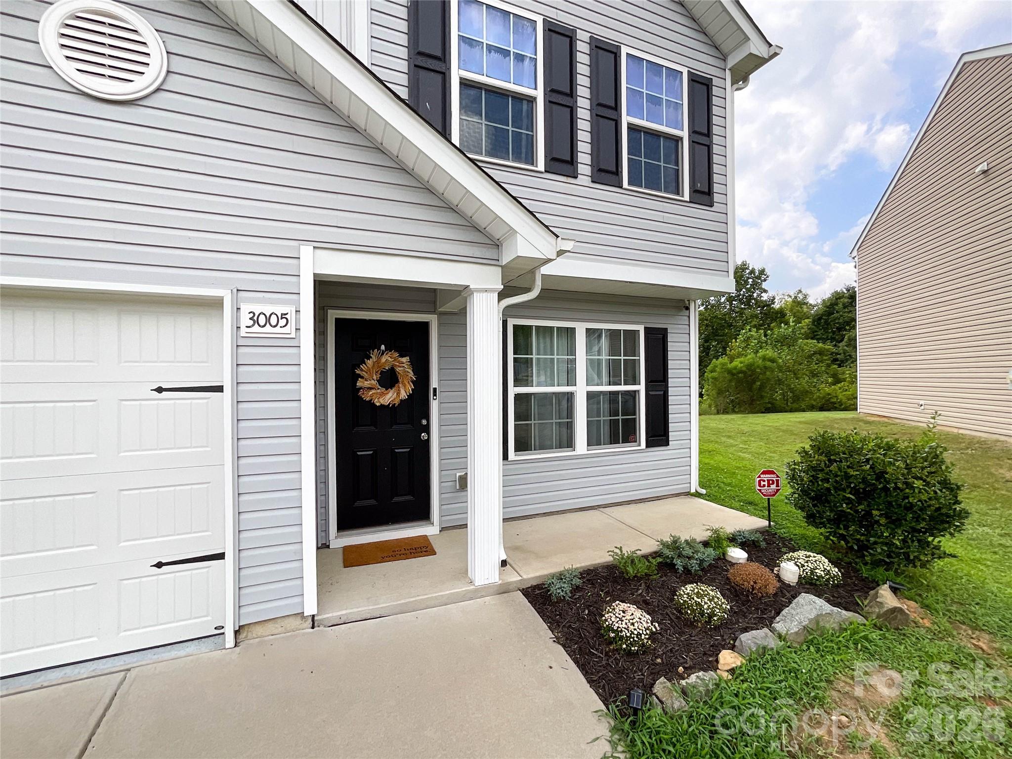 3005 Chatuge Court Property Photo 2
