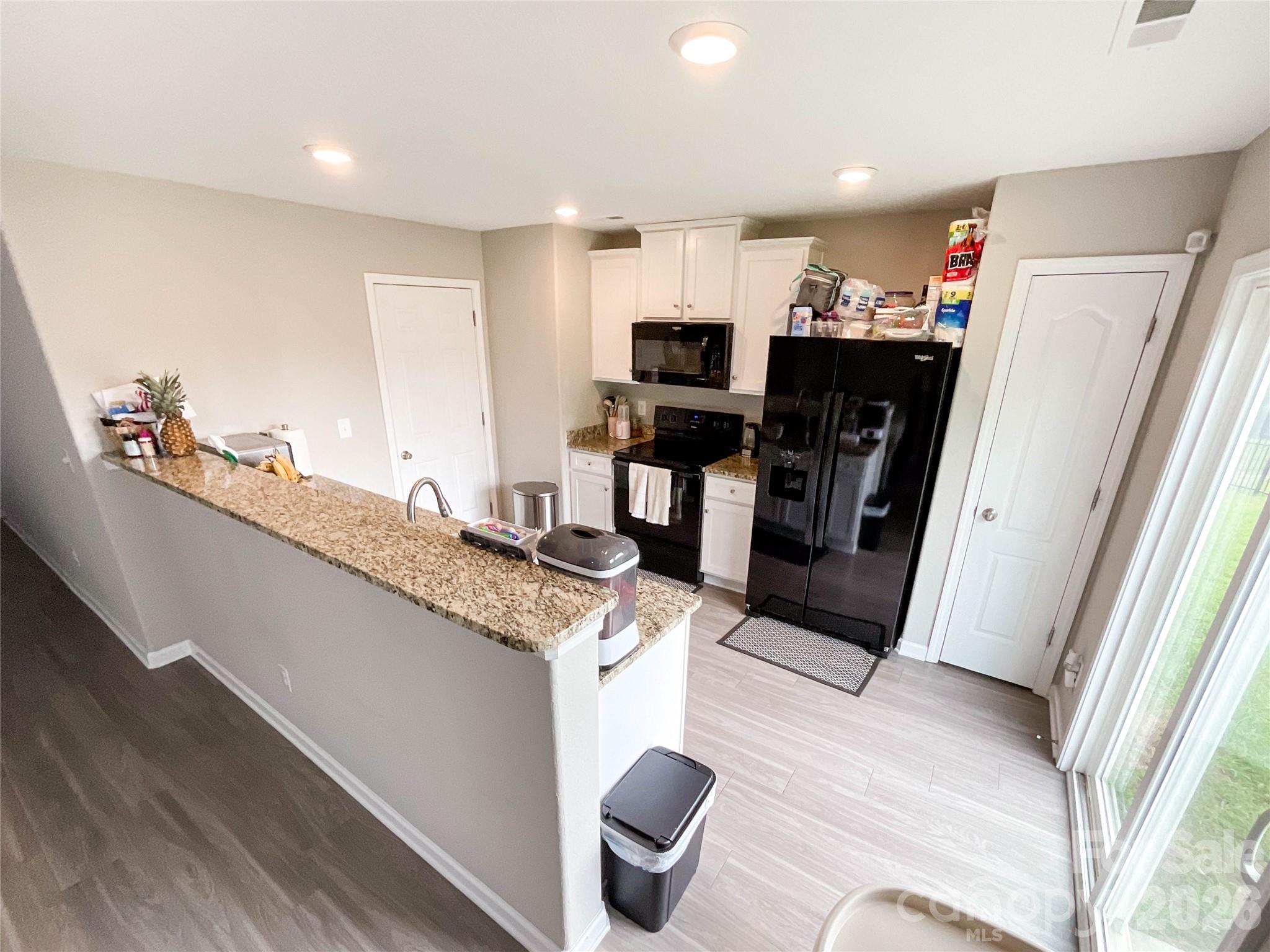 3005 Chatuge Court Property Photo 9