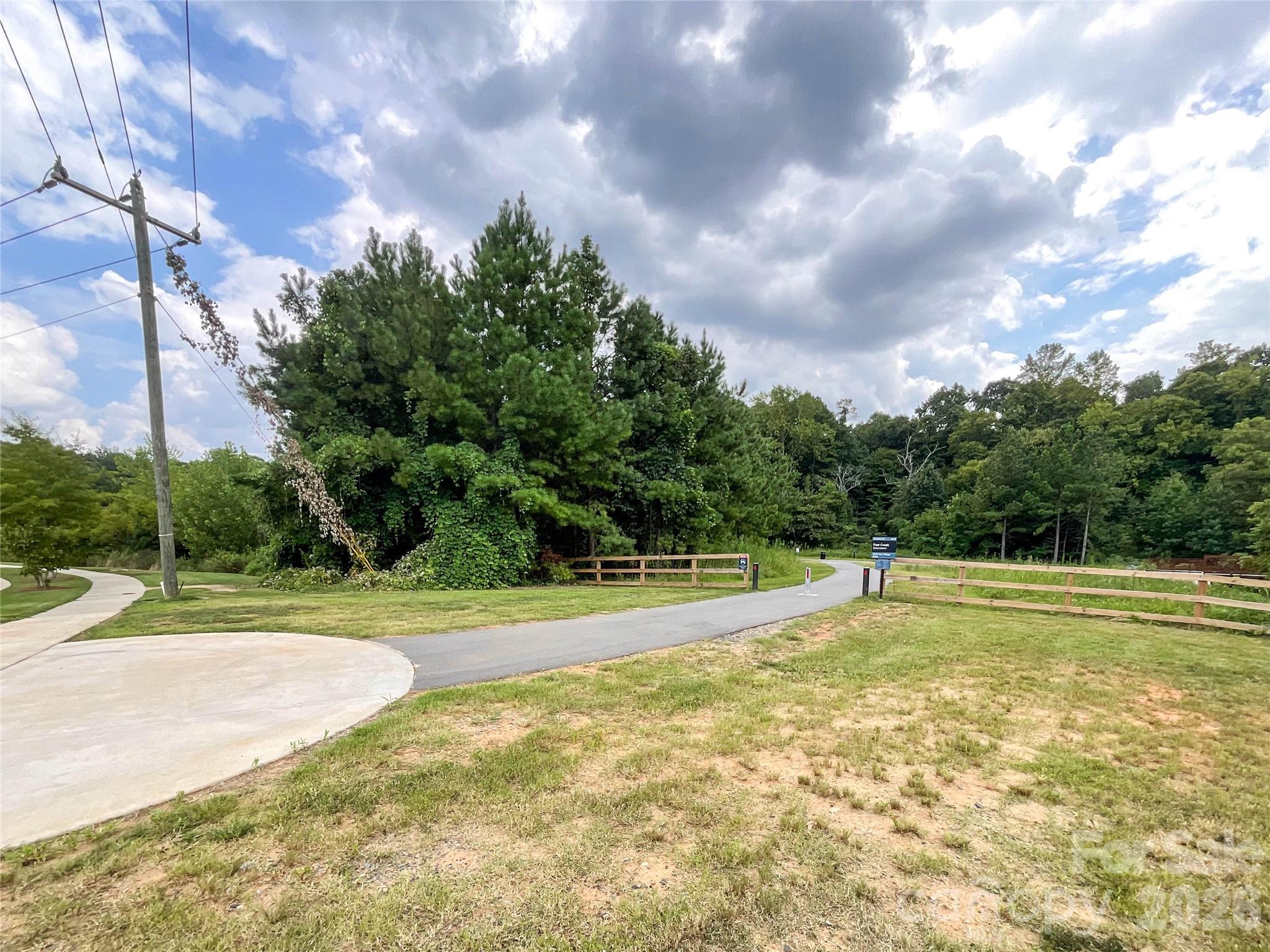 3005 Chatuge Court Property Photo 32