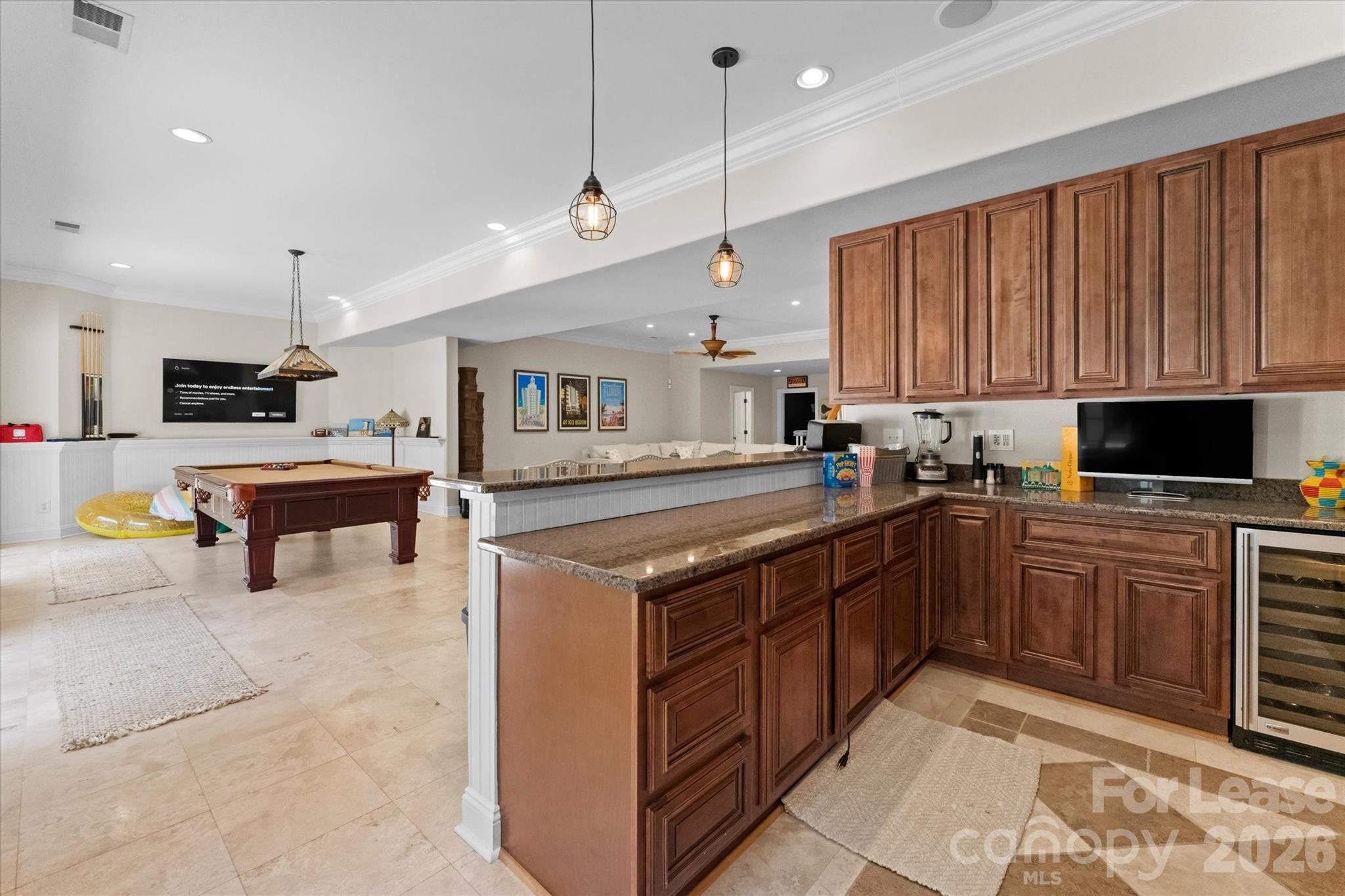 4552 Sawgrass Court Property Photo 7