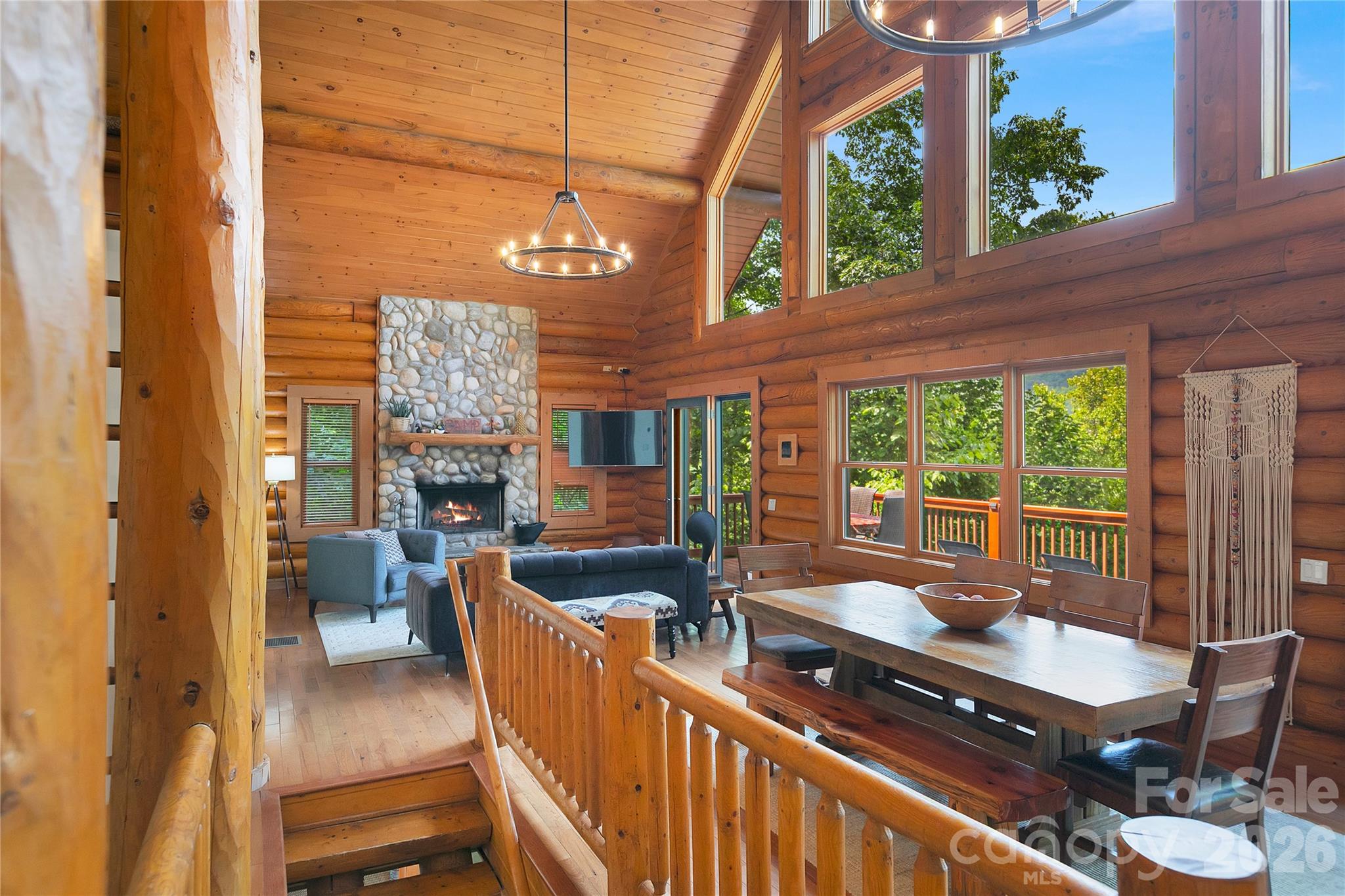 135 Ridge Top Drive Property Photo 8