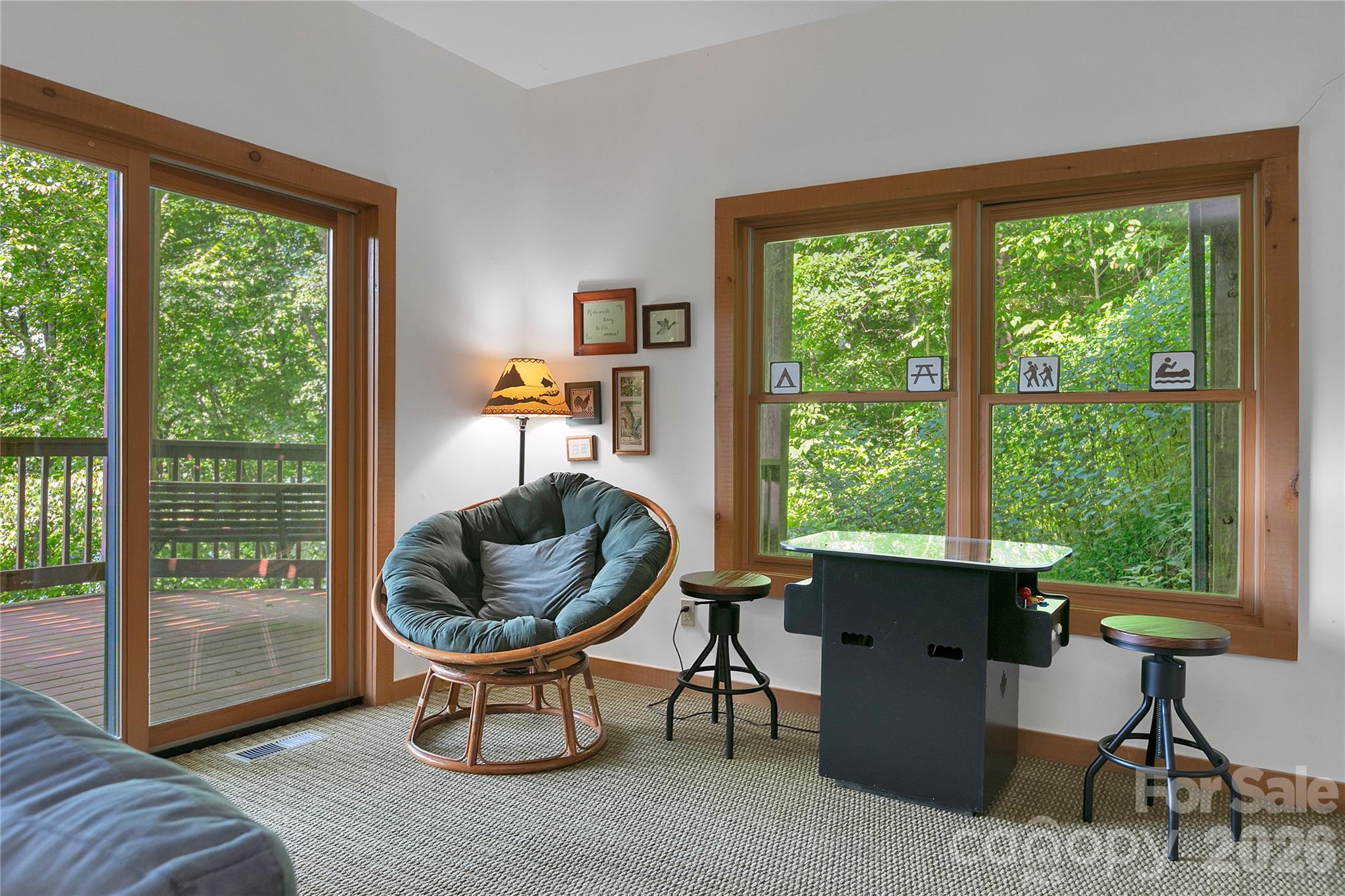 135 Ridge Top Drive Property Photo 31