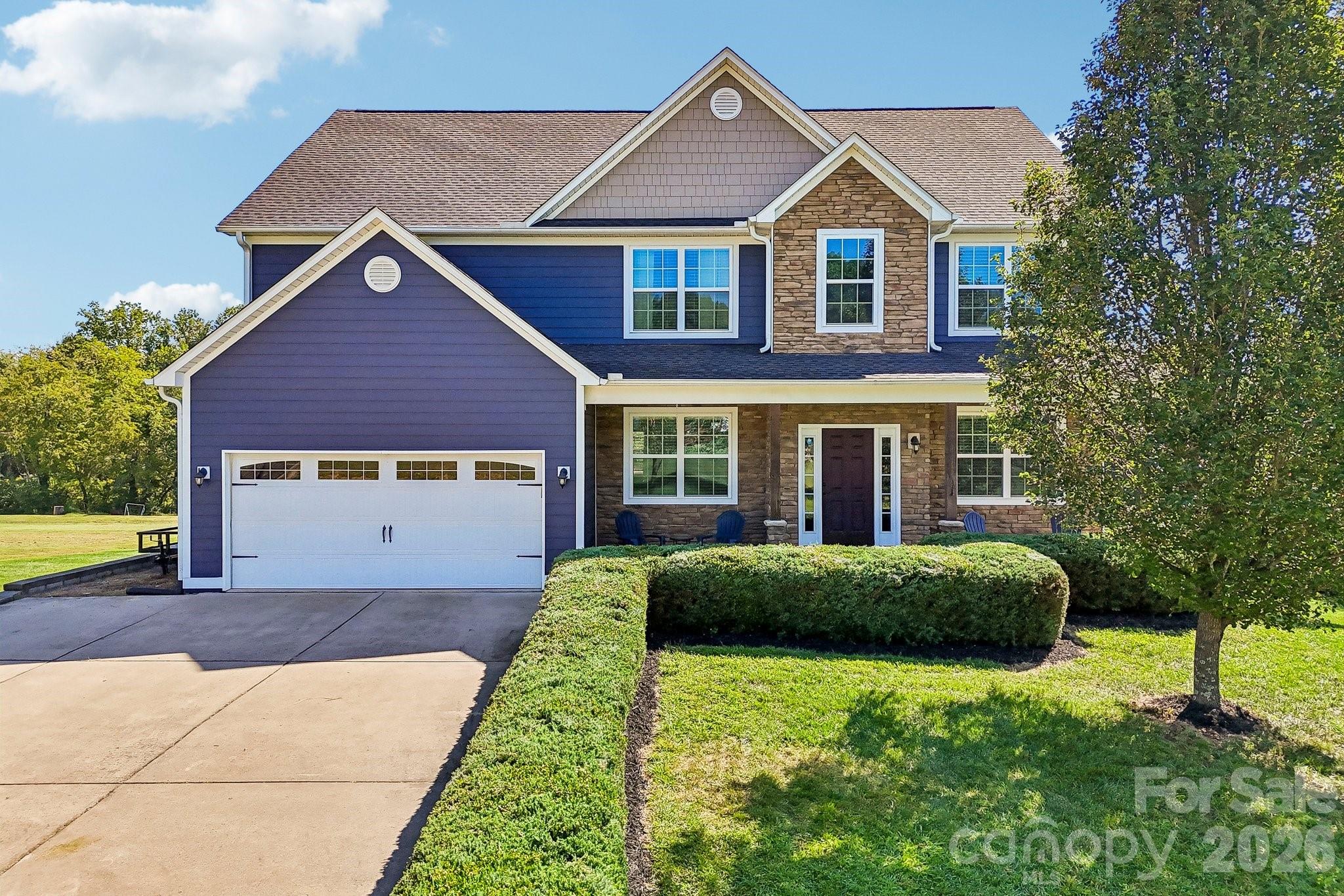 19 Glen Coe Drive Property Photo 1