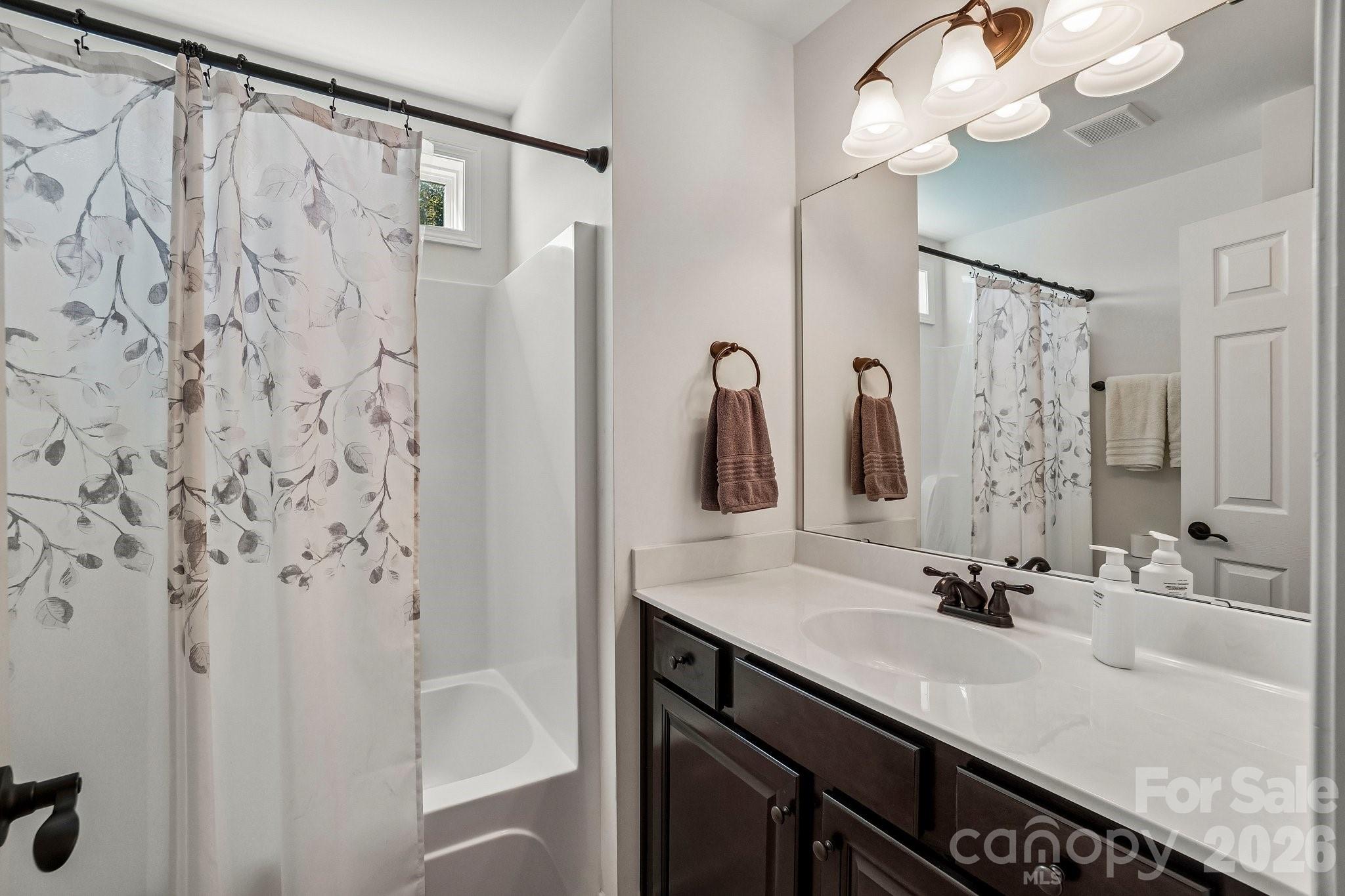 19 Glen Coe Drive Property Photo 14