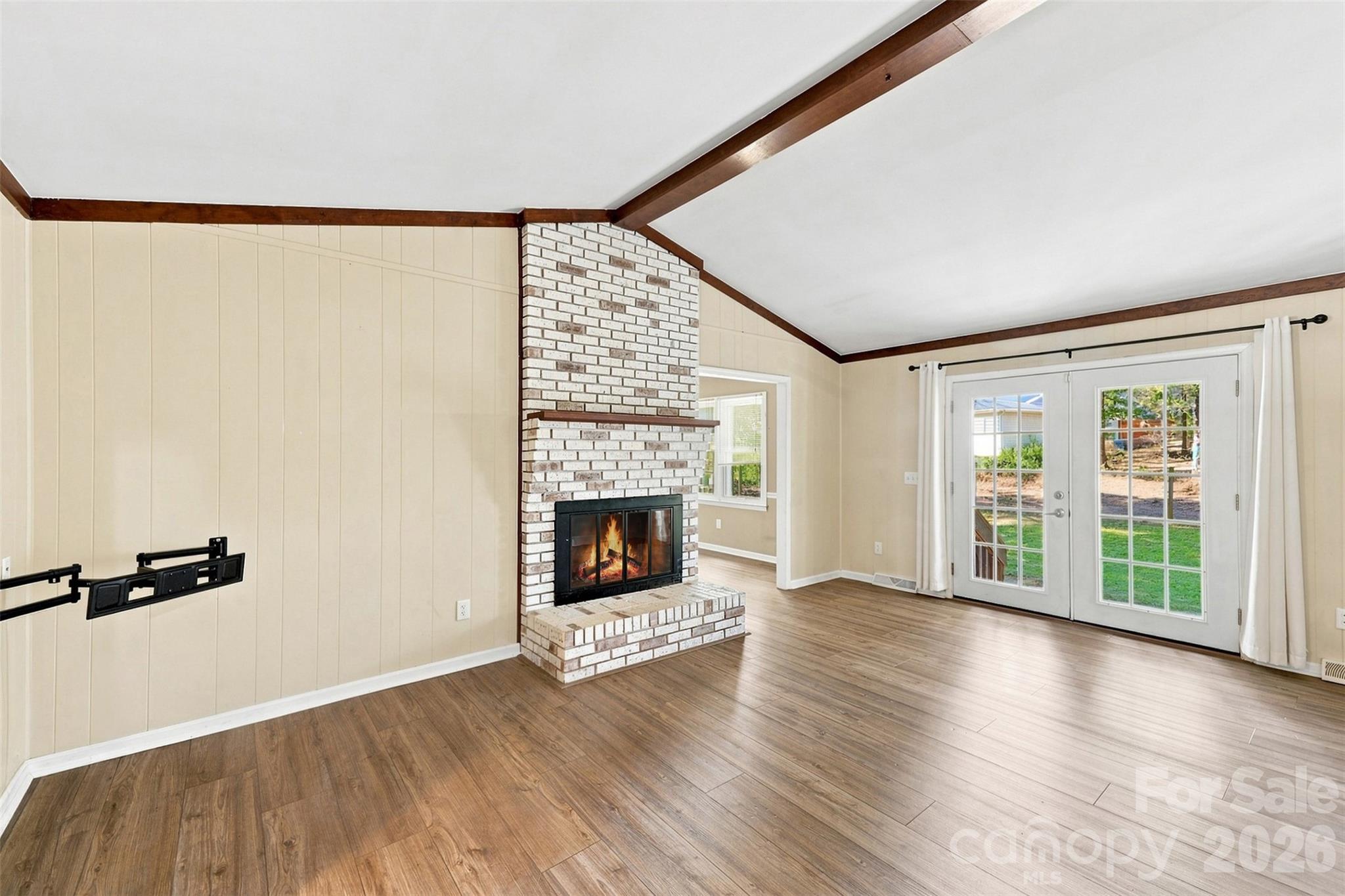 1405 Woodlark Place Property Photo 6