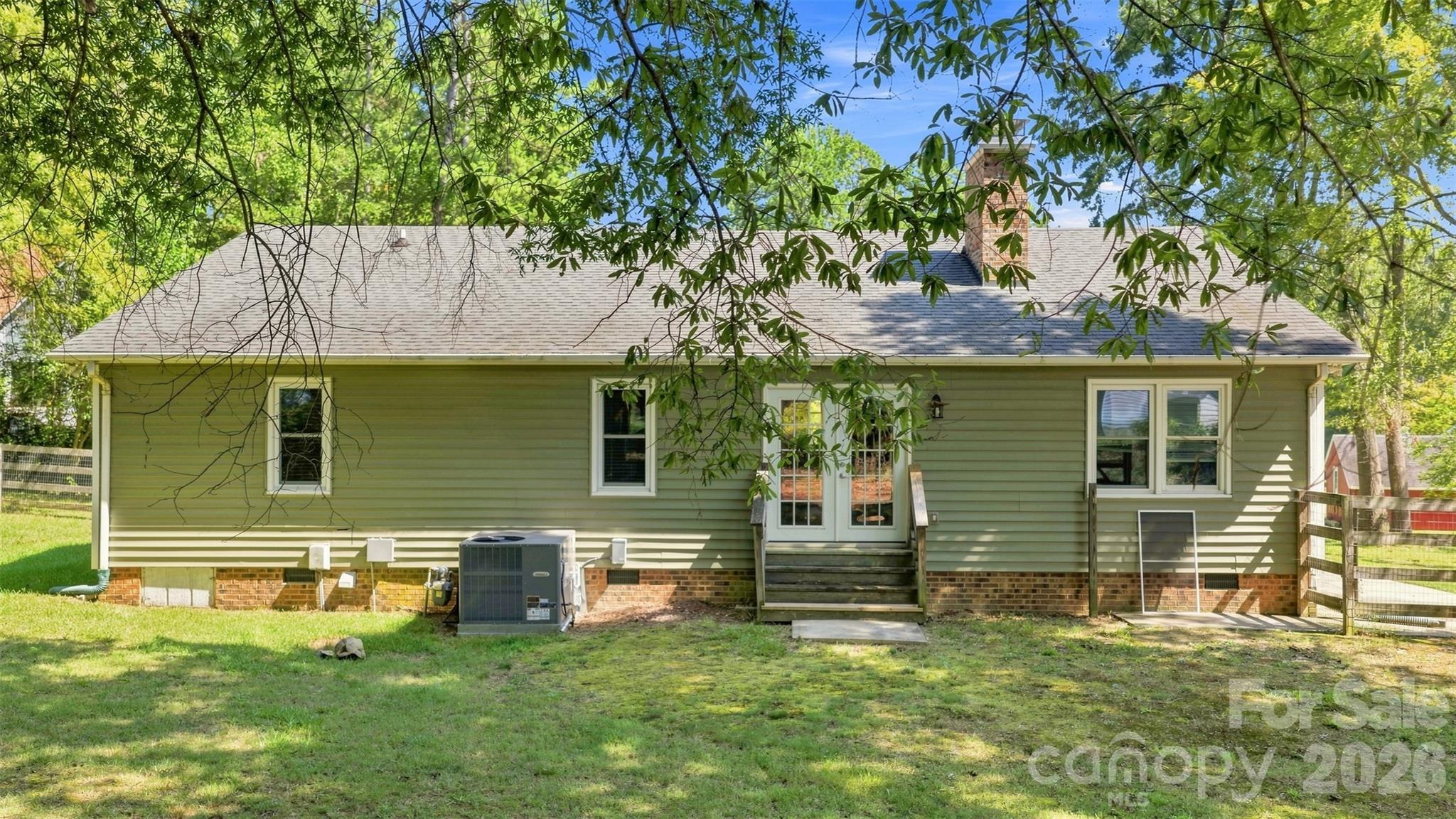 1405 Woodlark Place Property Photo 26