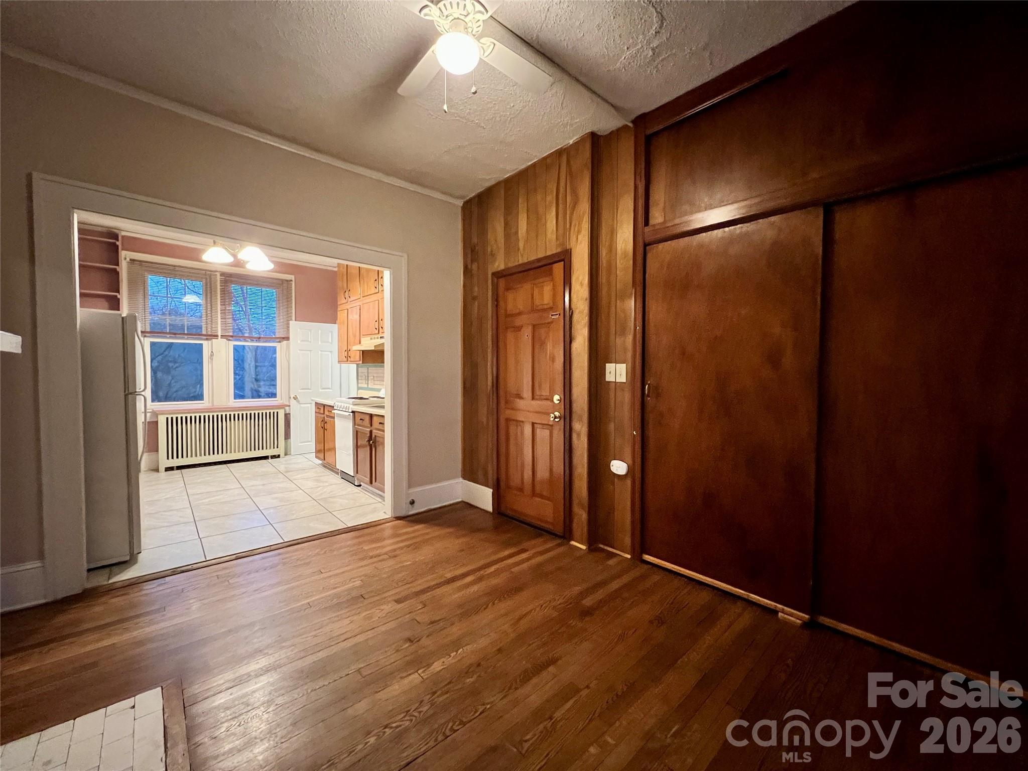 130 Edwin Place Property Photo 6