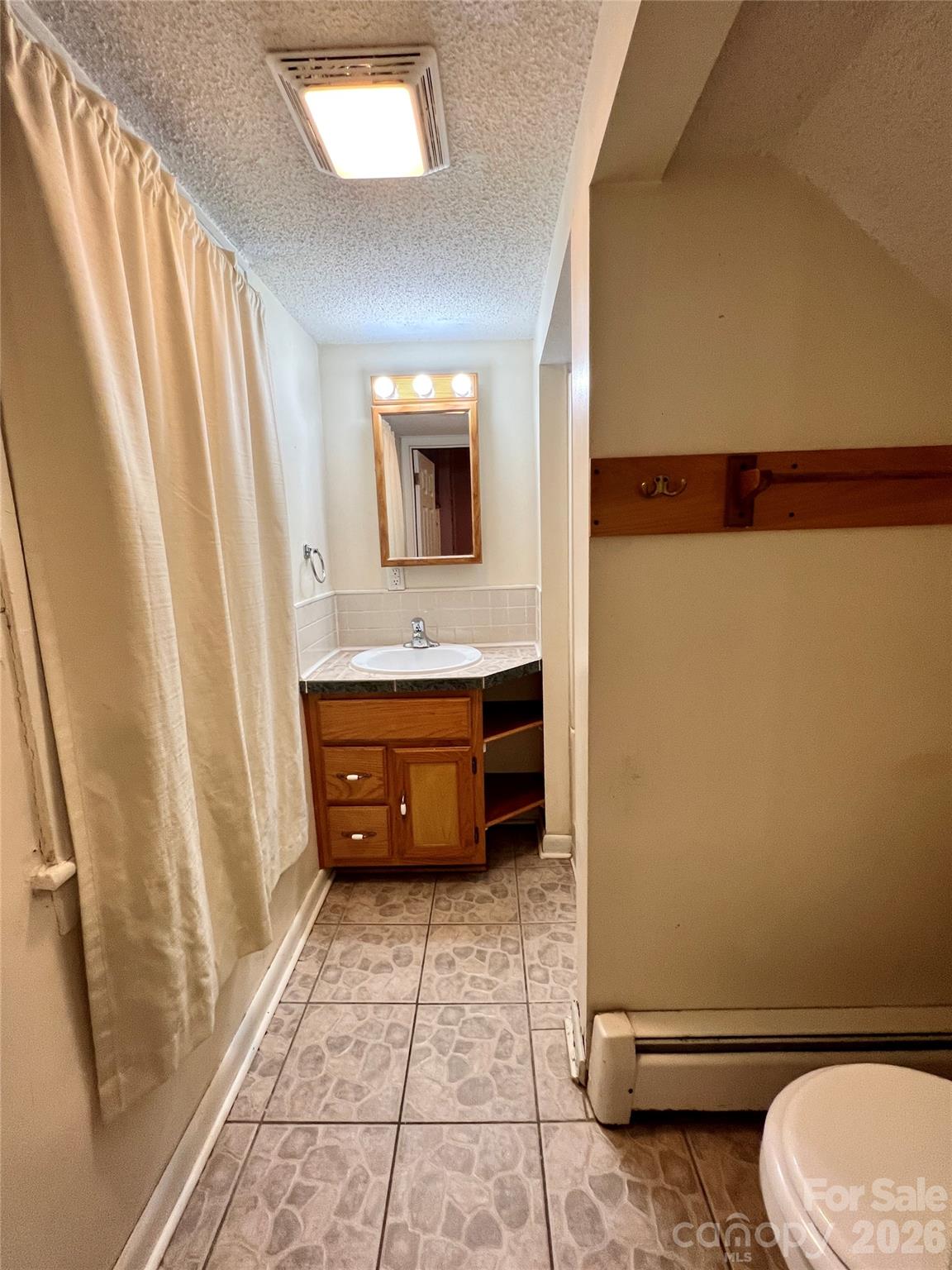 130 Edwin Place Property Photo 12