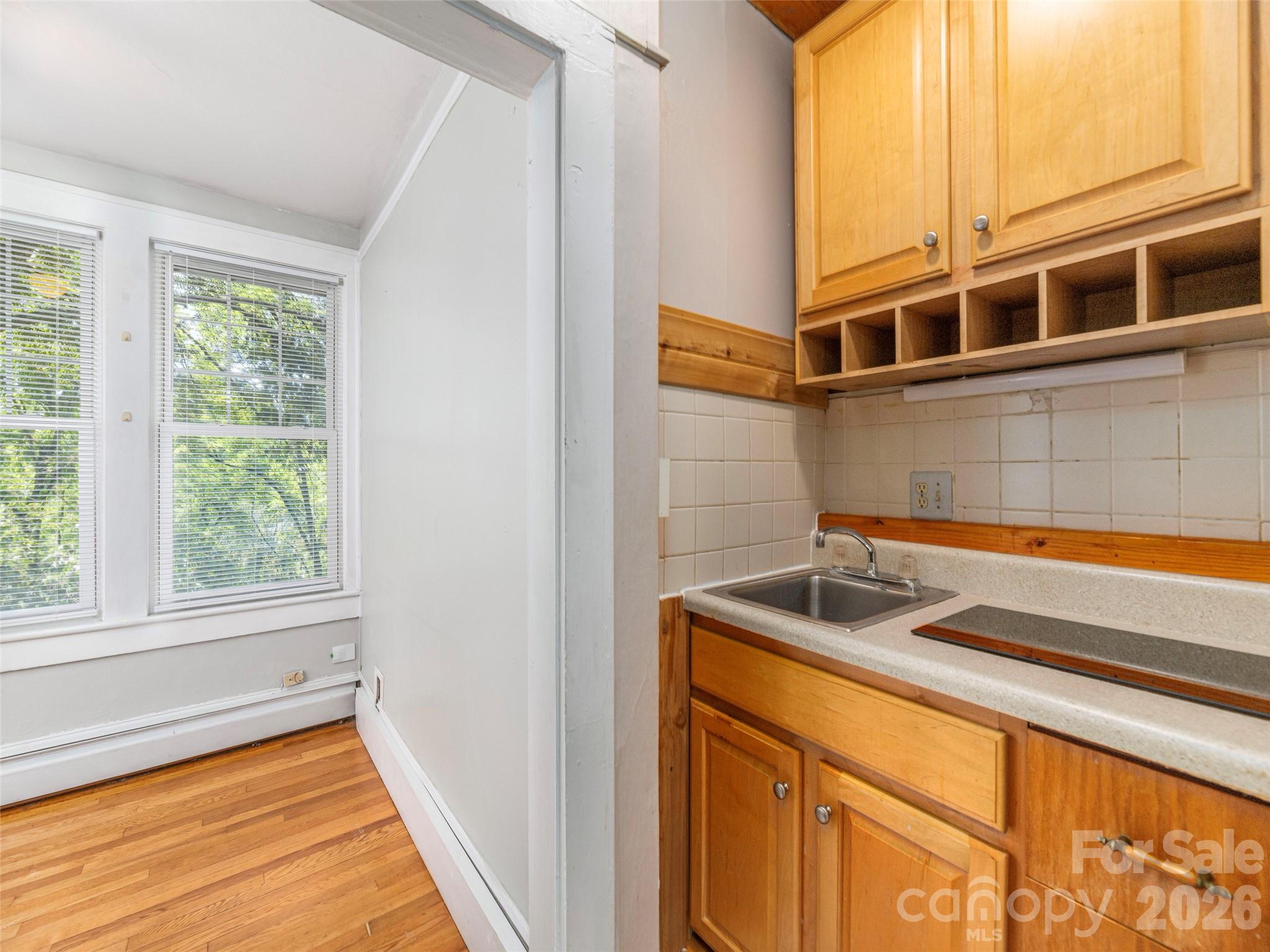 130 Edwin Place Property Photo 30